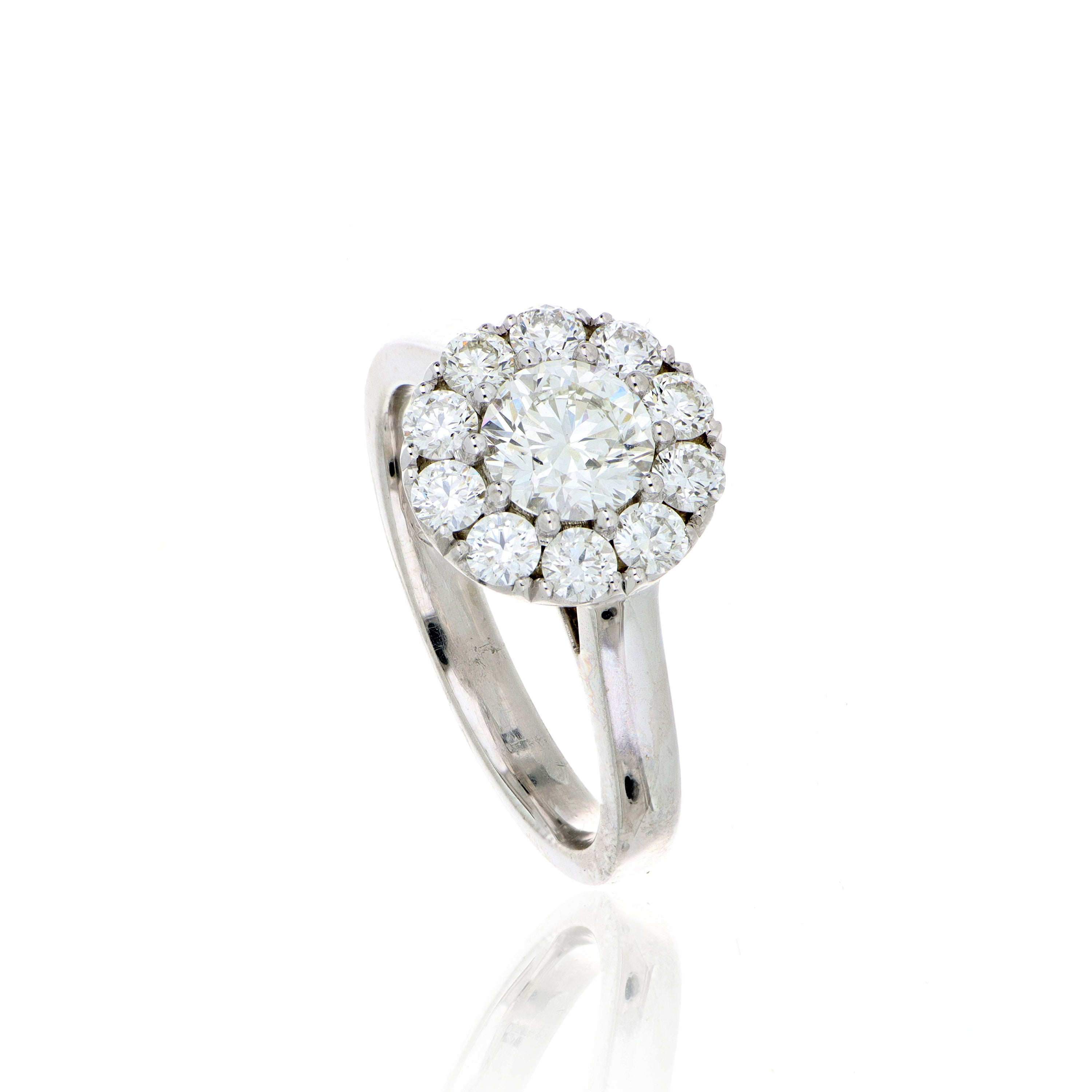 18k White Gold Simple Solitaire Halo Engagement Ring