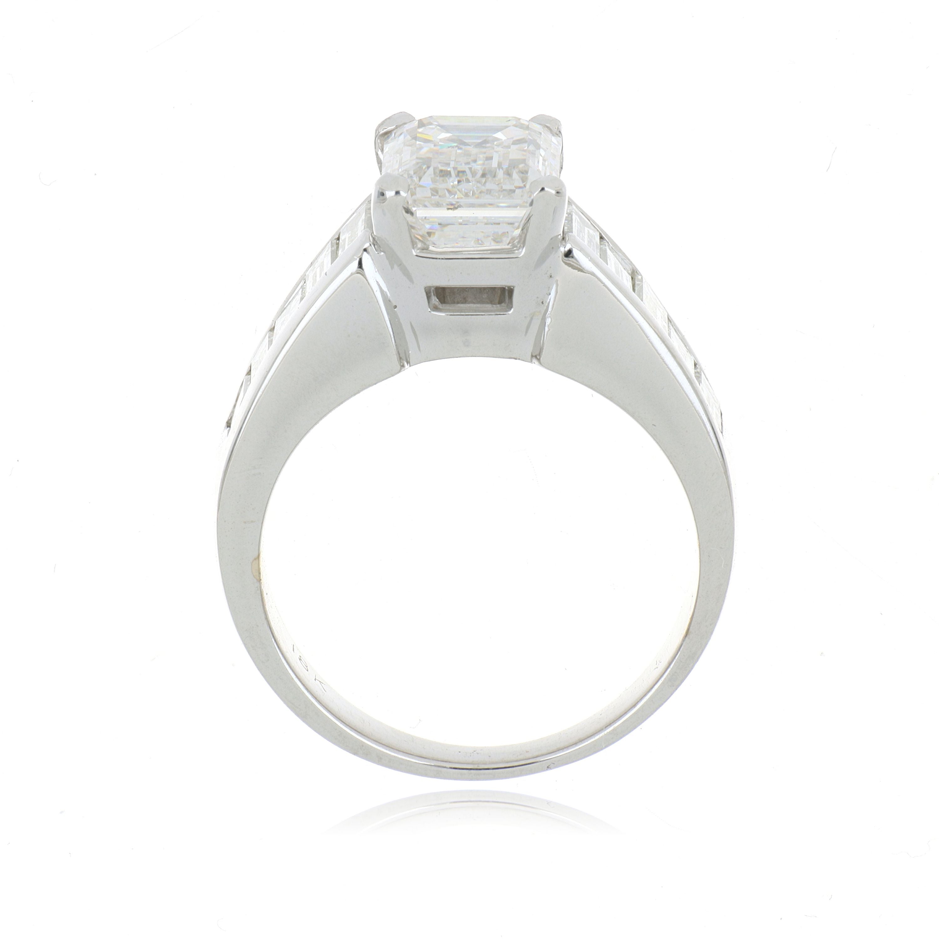 18k White Gold Emerald Cut Engagement Ring