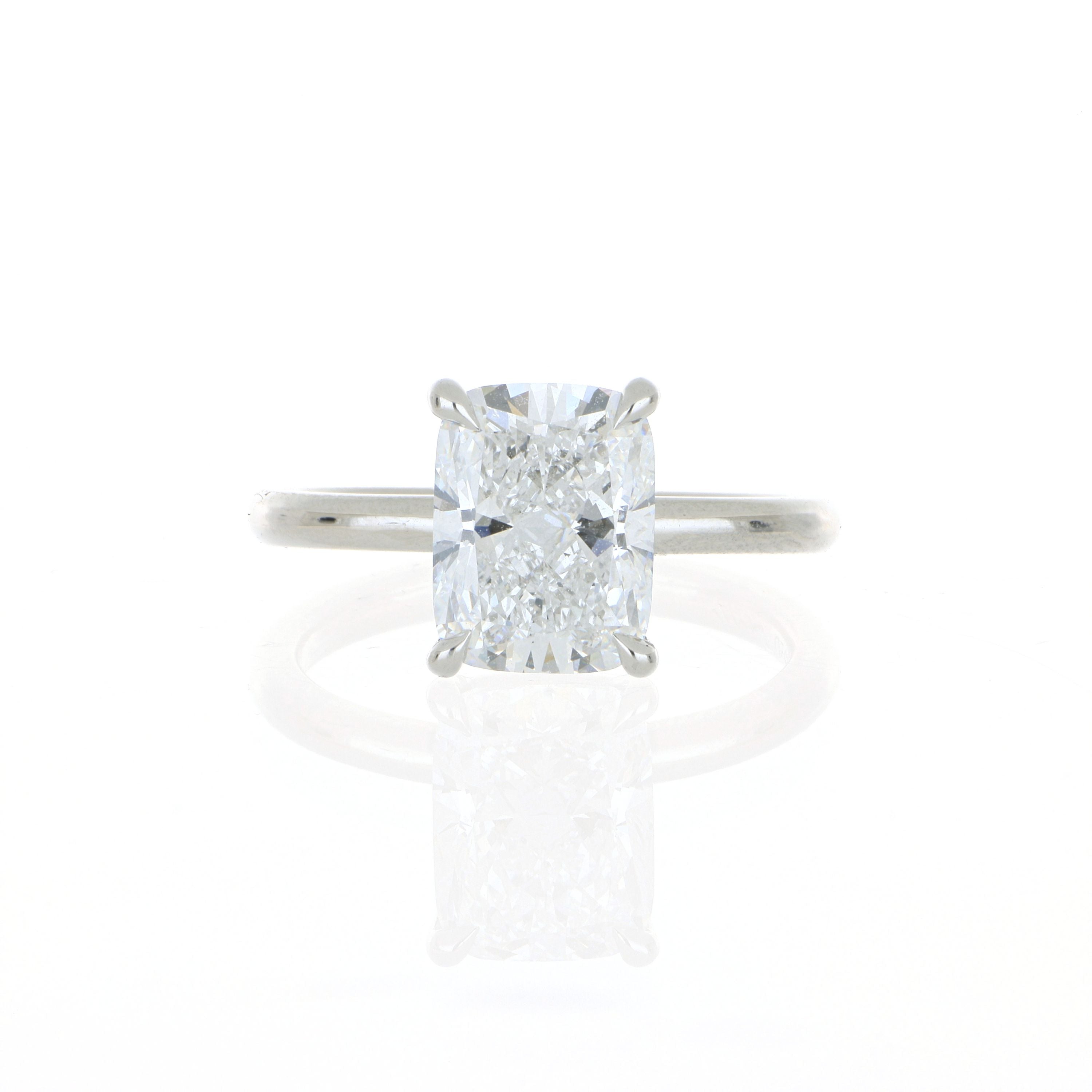 Platinum Diamond Solitaire Engagement Ring