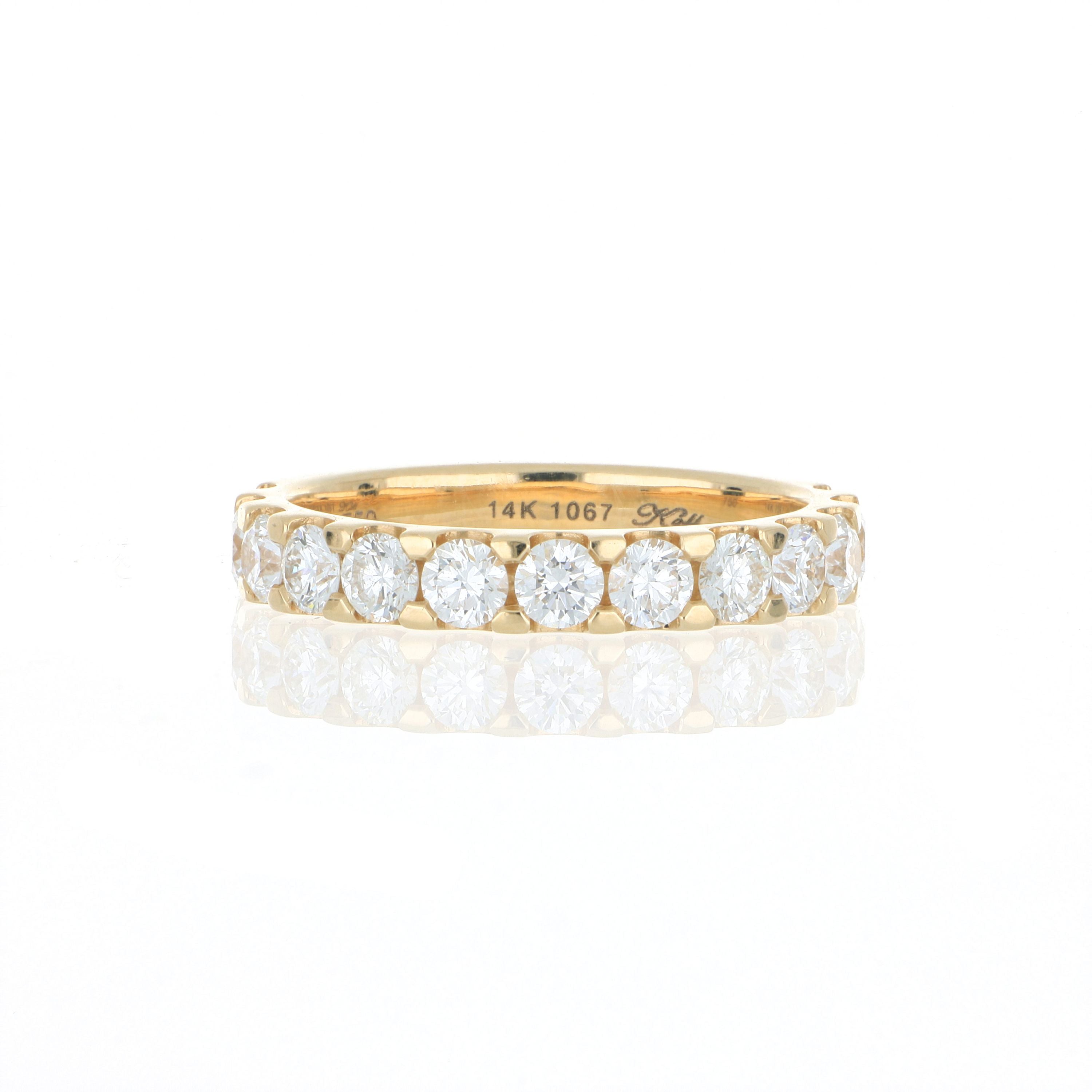 18k Yellow Gold Diamond Wedding Band