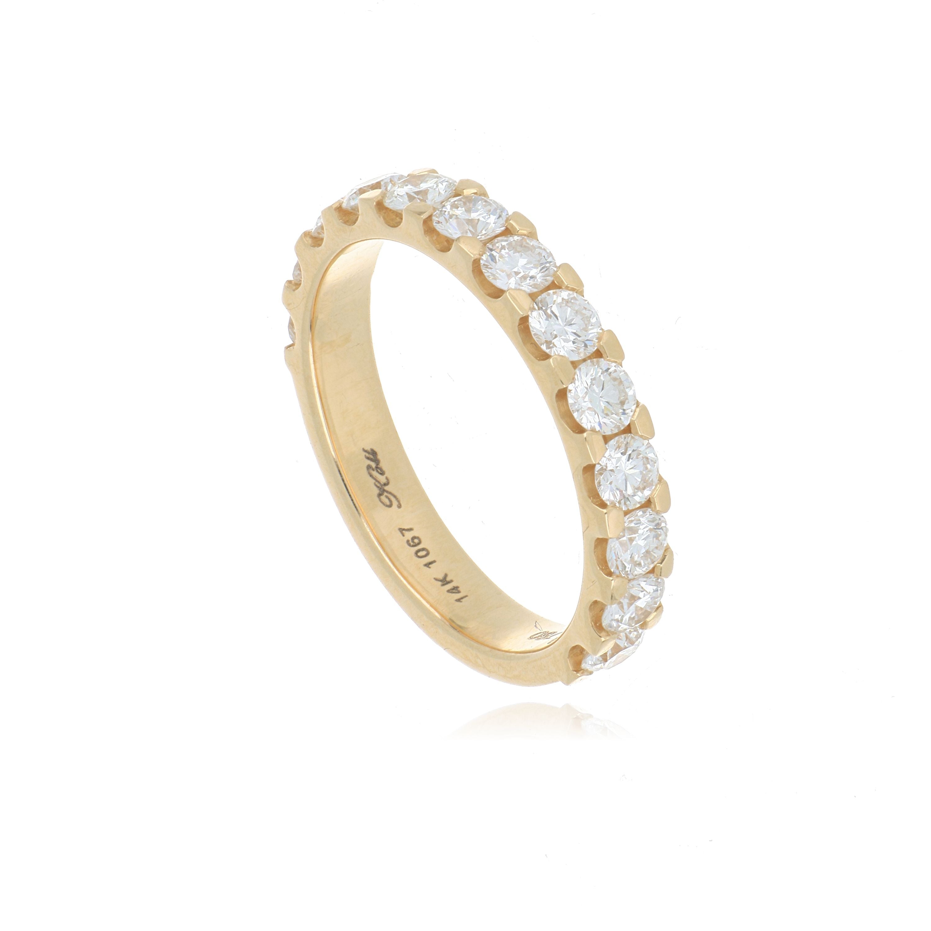 18k Yellow Gold Diamond Wedding Band