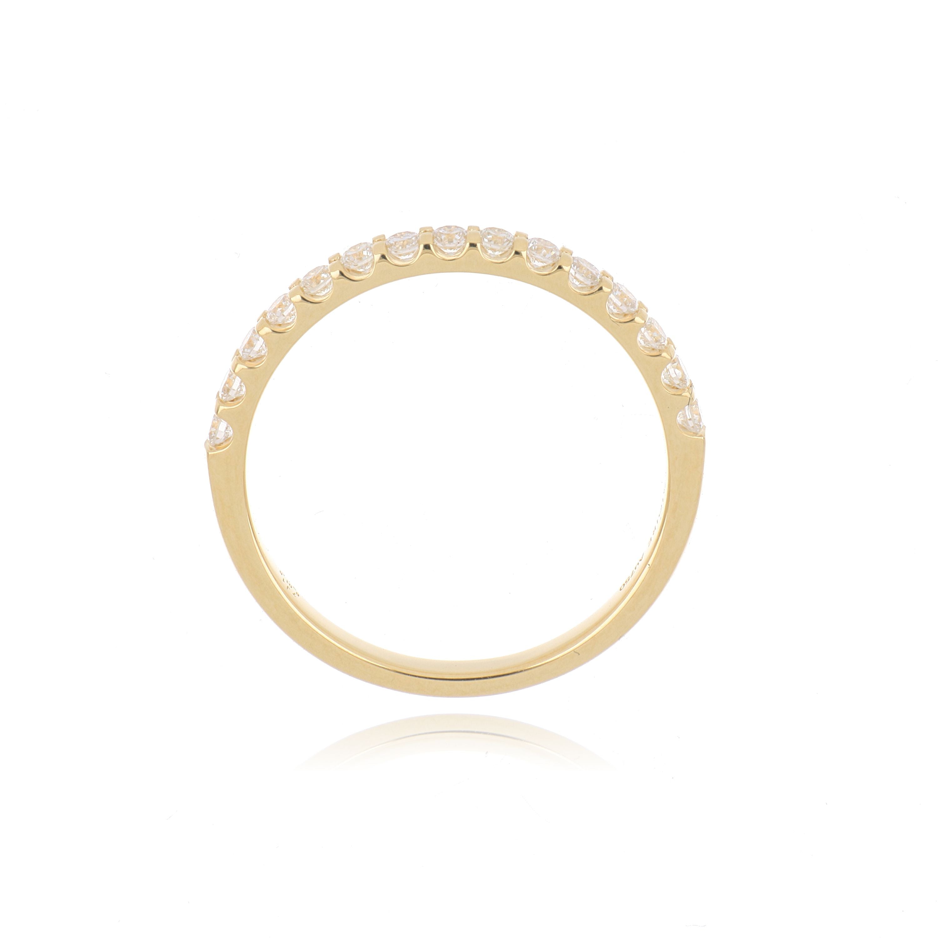 18k Yellow Gold Diamond Wedding Band