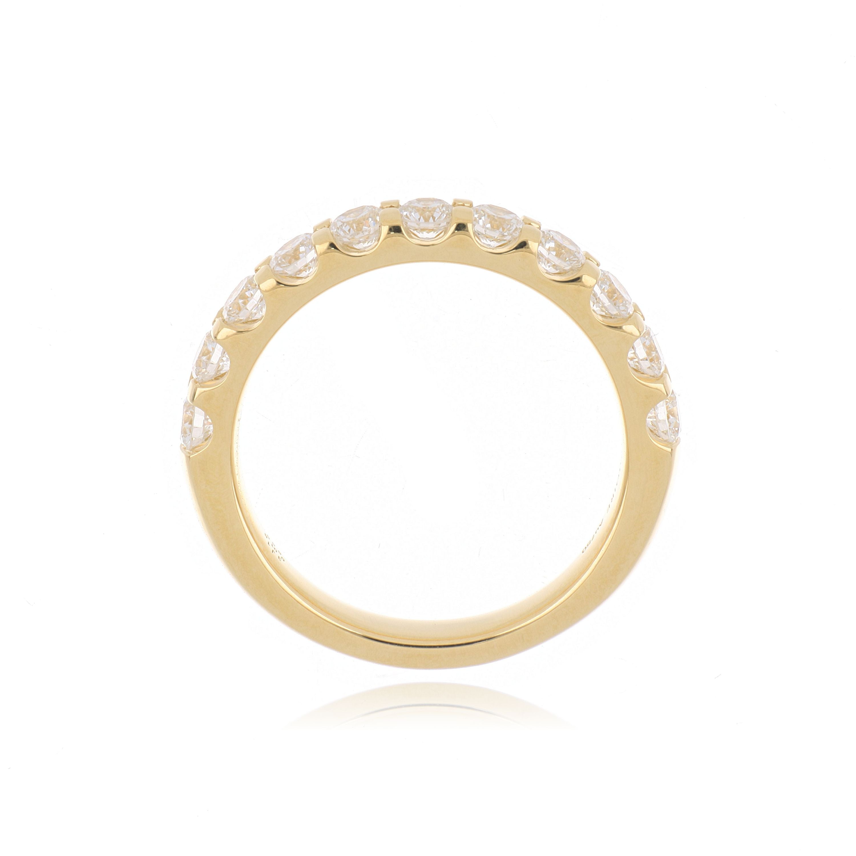 18k Yellow Gold Diamond Wedding Band