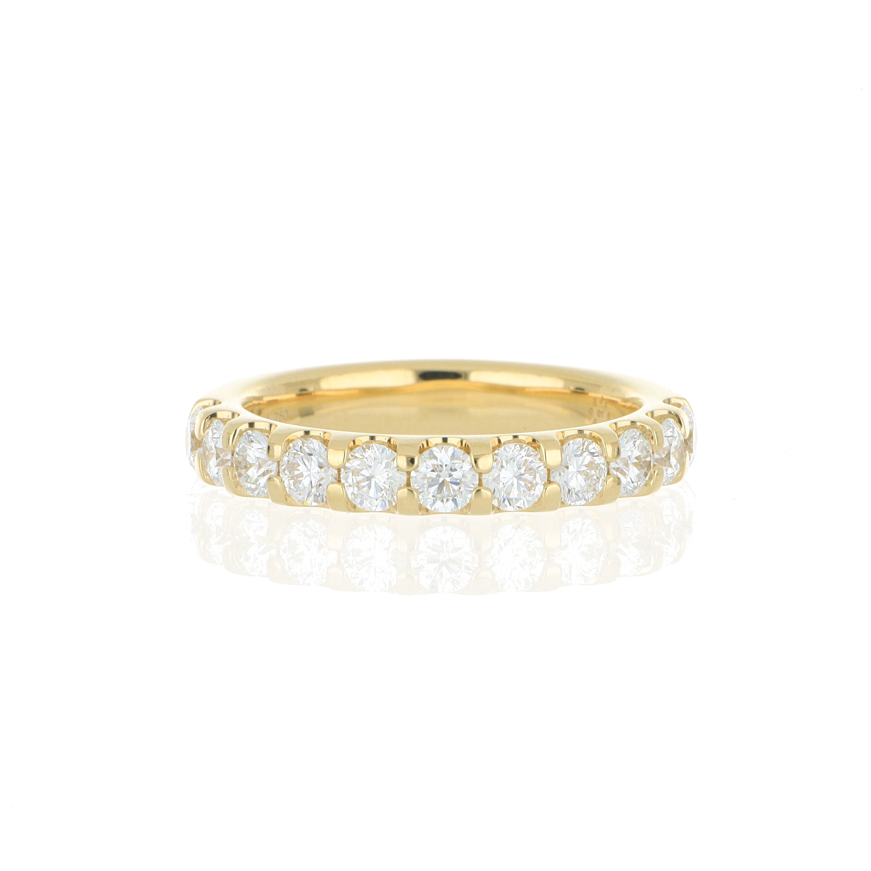 18k Yellow Gold Diamond Wedding Band