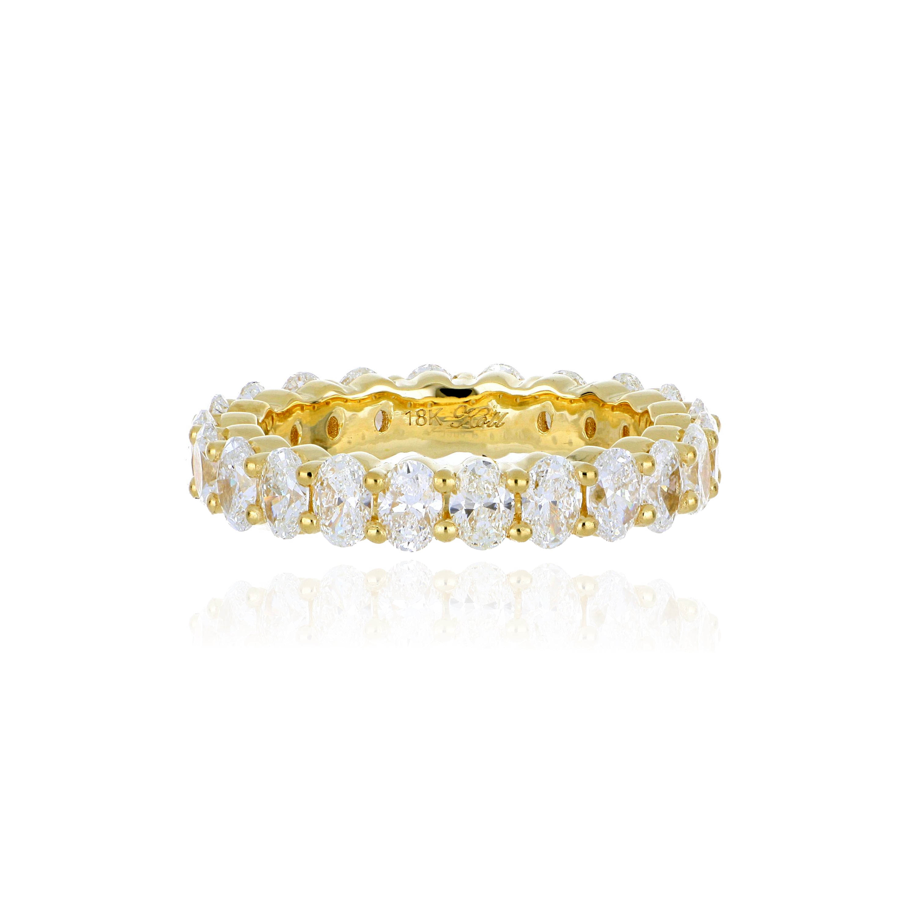 18k Yellow Gold Diamond Eternity Wedding Band