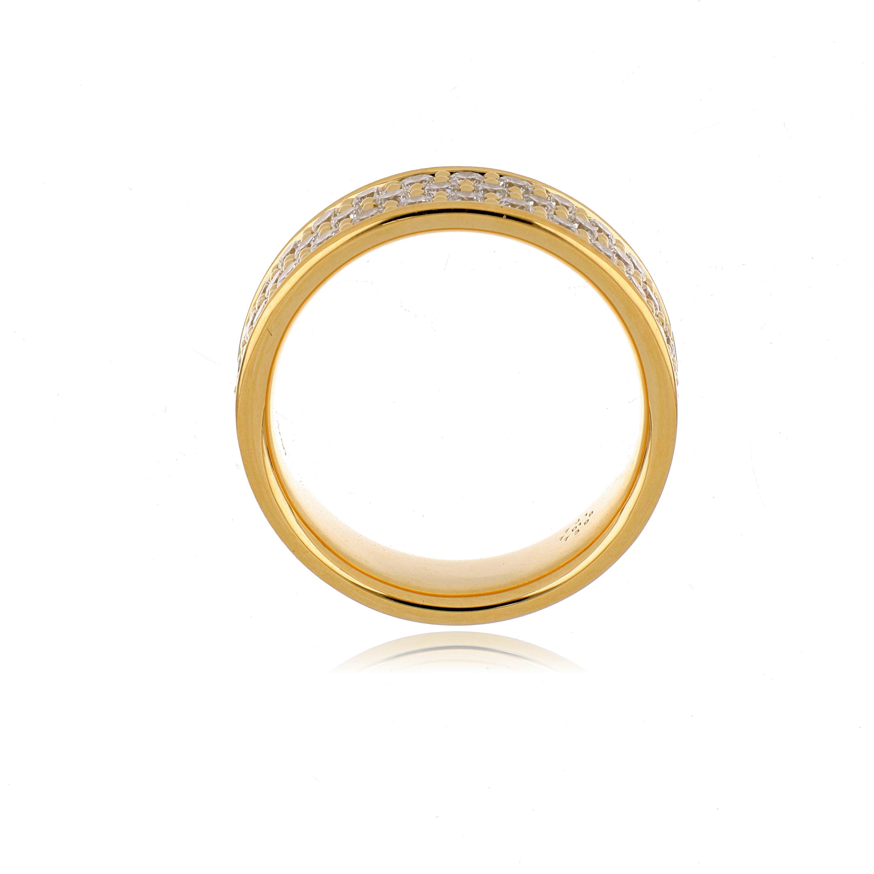 18k Yellow Gold Pave Diamond Ring