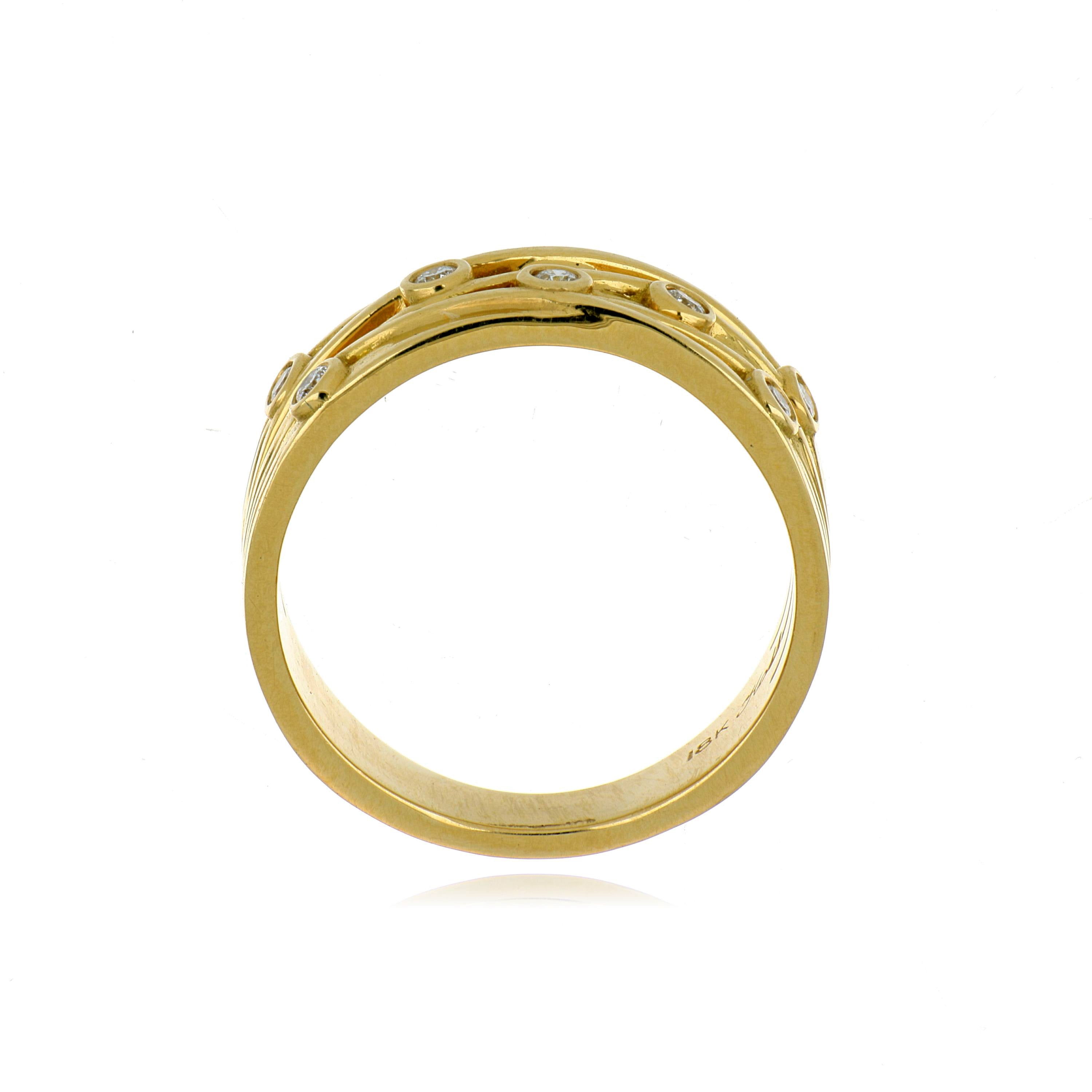 18k Yellow Gold Diamond Ring