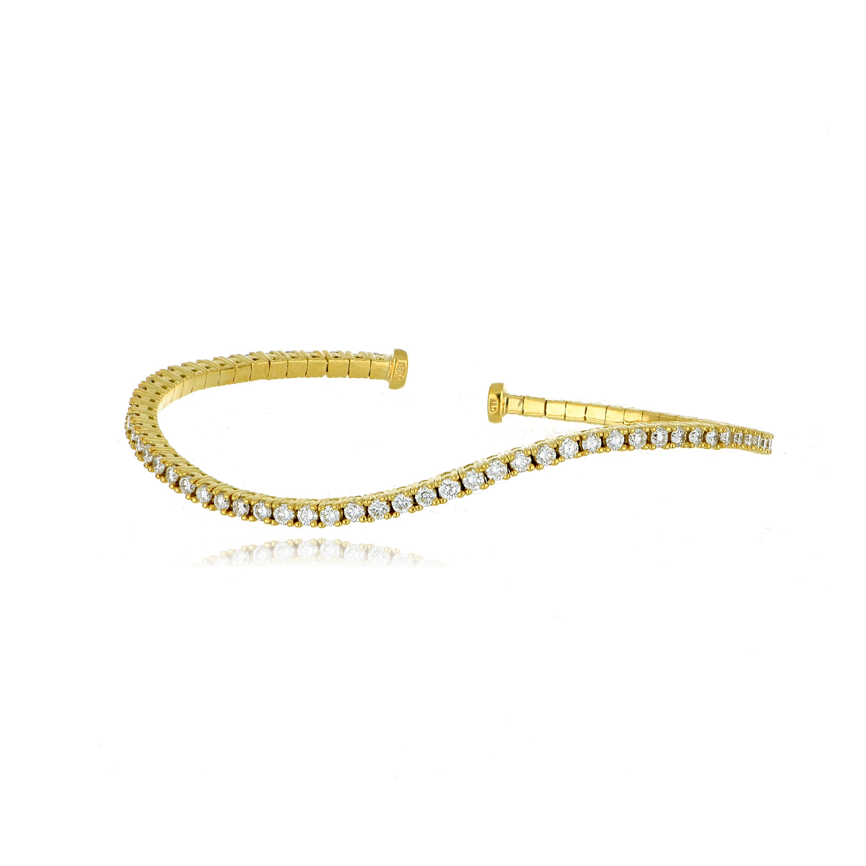 18k Gold Diamond Wave Tennis Bangle