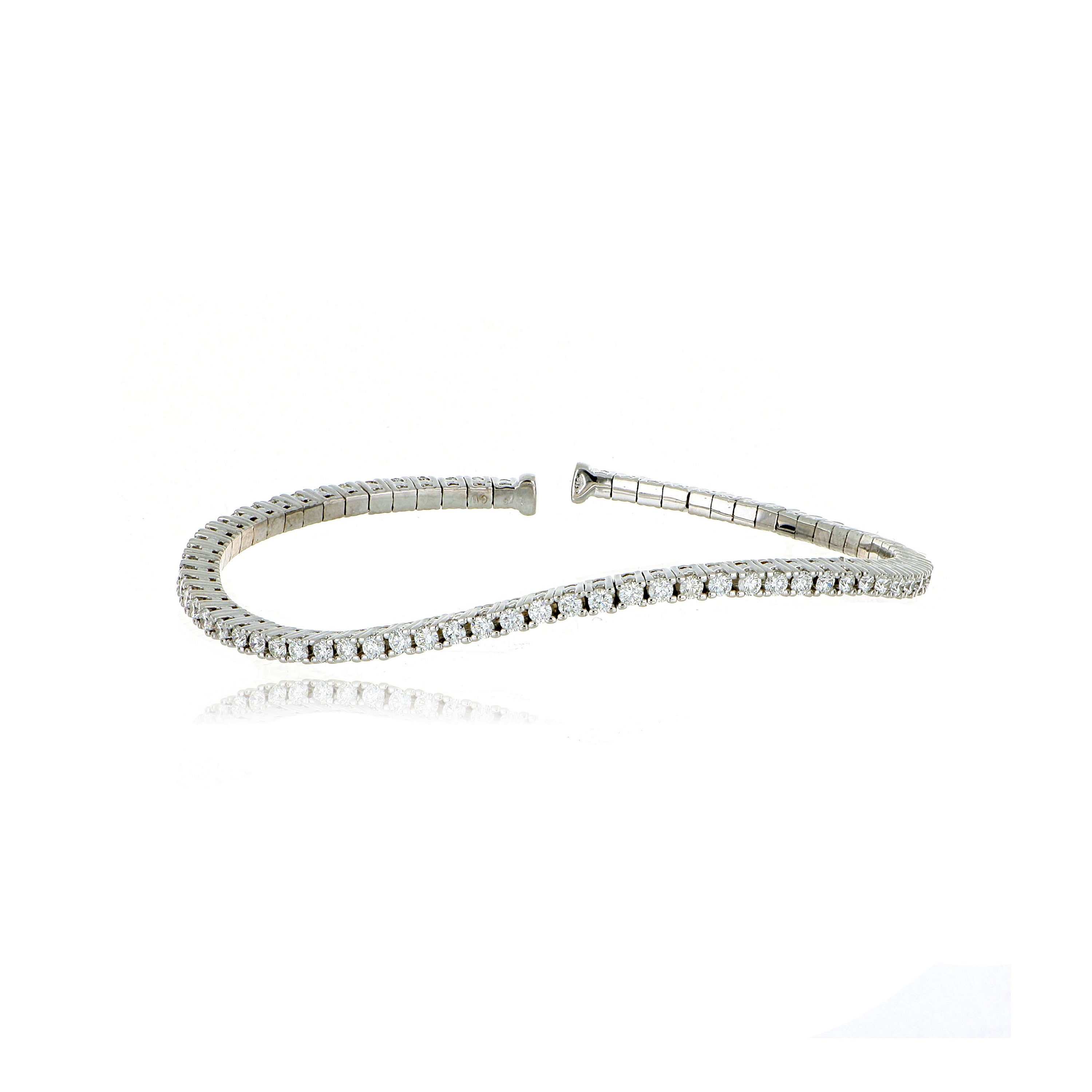 18k Gold Diamond Wave Tennis Bangle