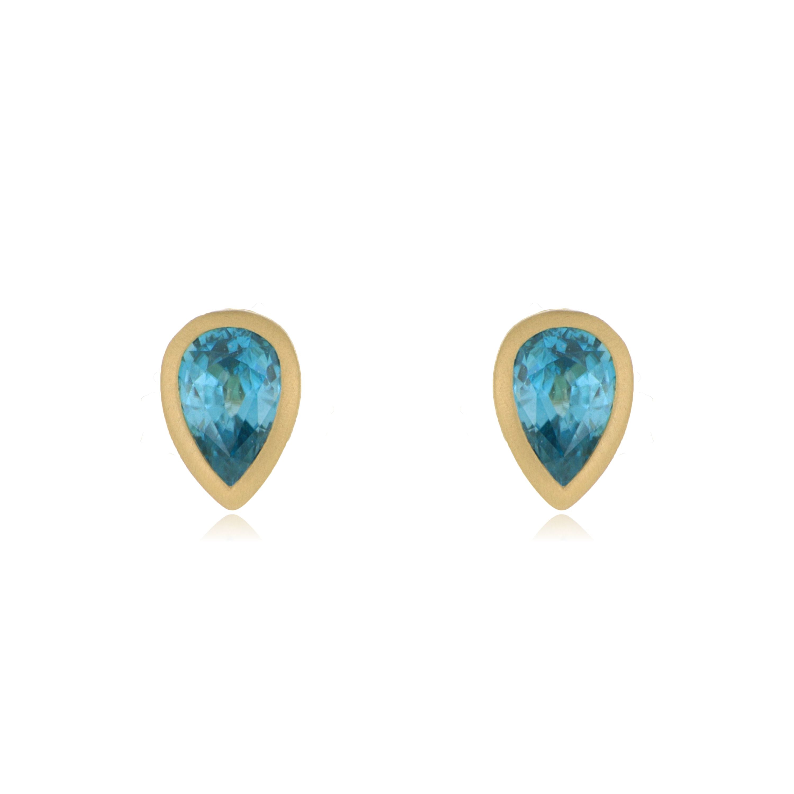 18k Yellow Gold Pear Shaped Bezel Set Blue Zirconia Stud Earrings