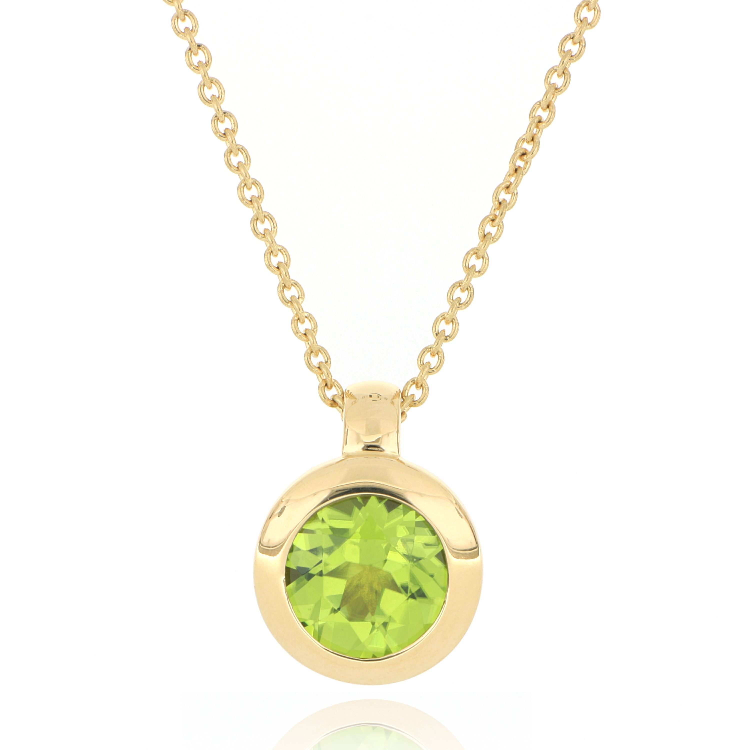 18k Yellow Gold Bezel Set Peridot Necklace