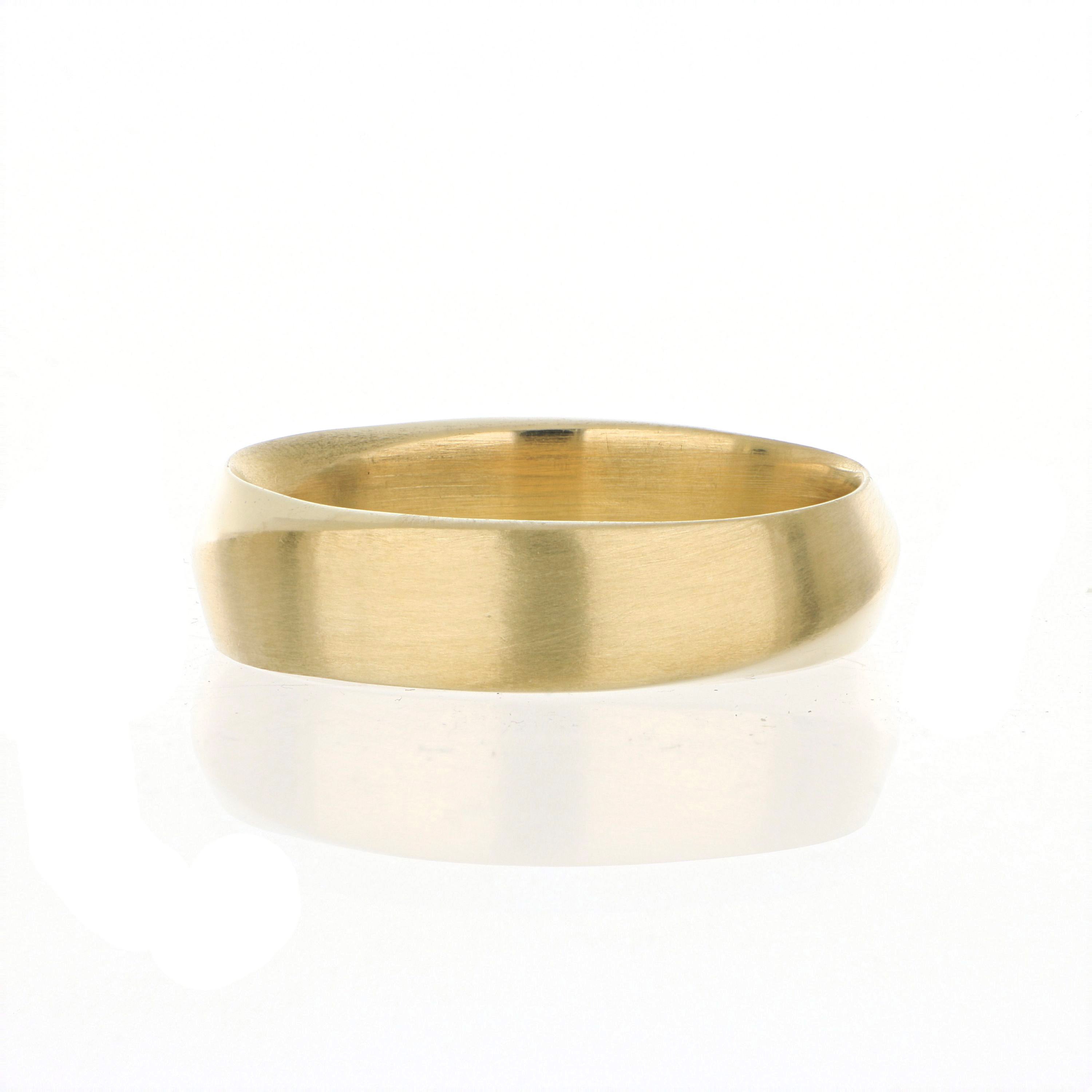 14k Yellow Gold Men's Mobius Wedding Band