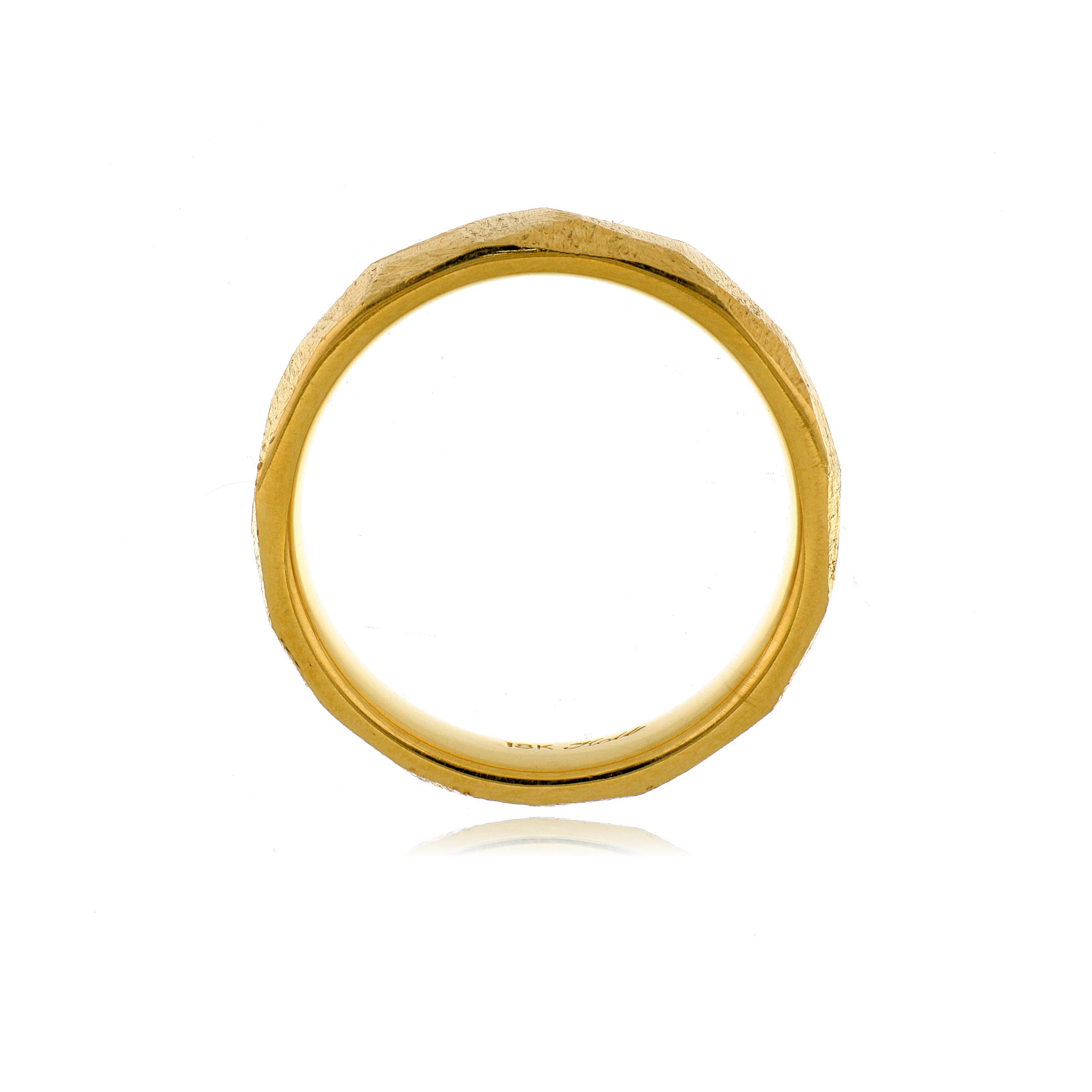 18k Yellow Gold Facet Men's Wedding Band