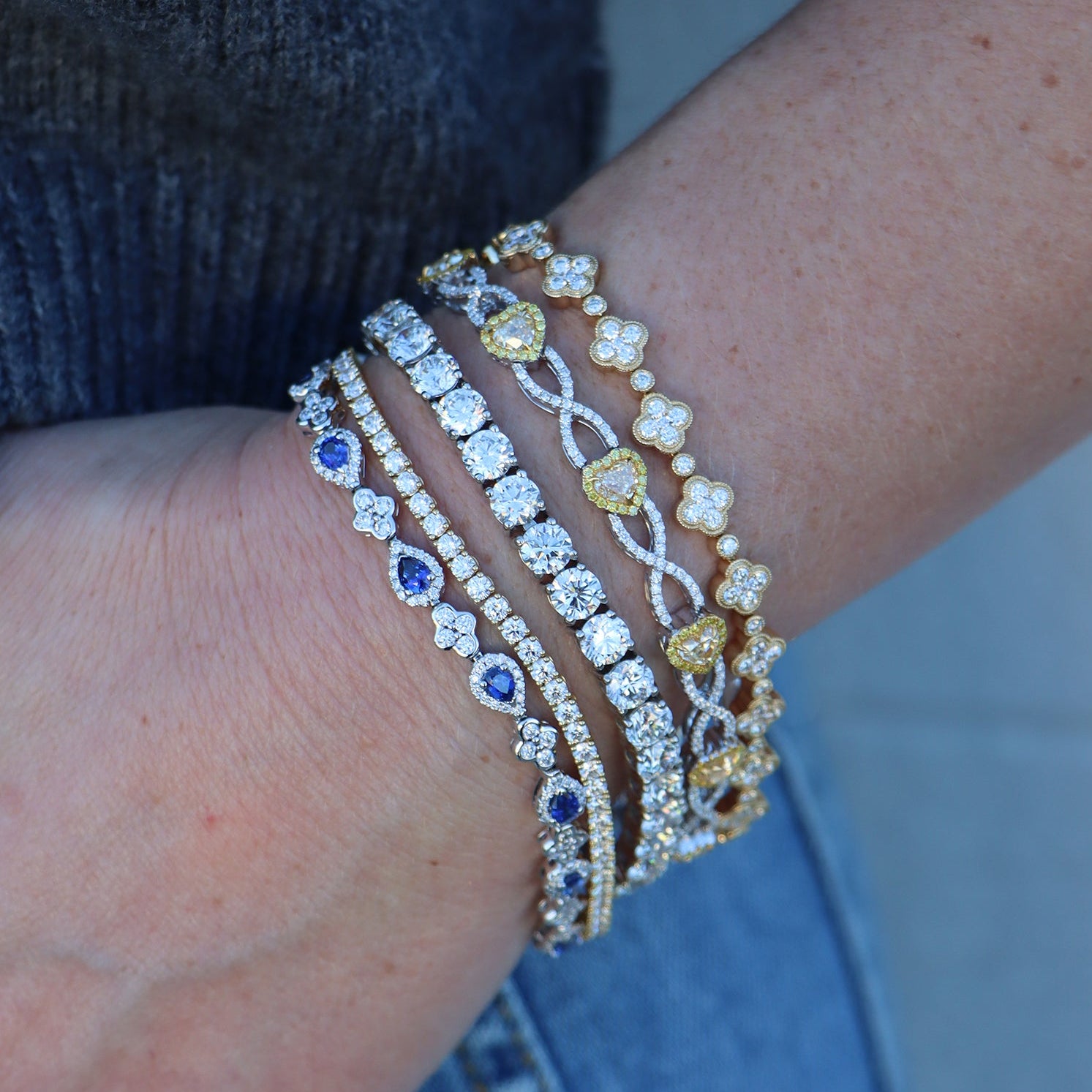 18k White Gold Sapphire and Diamond Tennis Bracelet