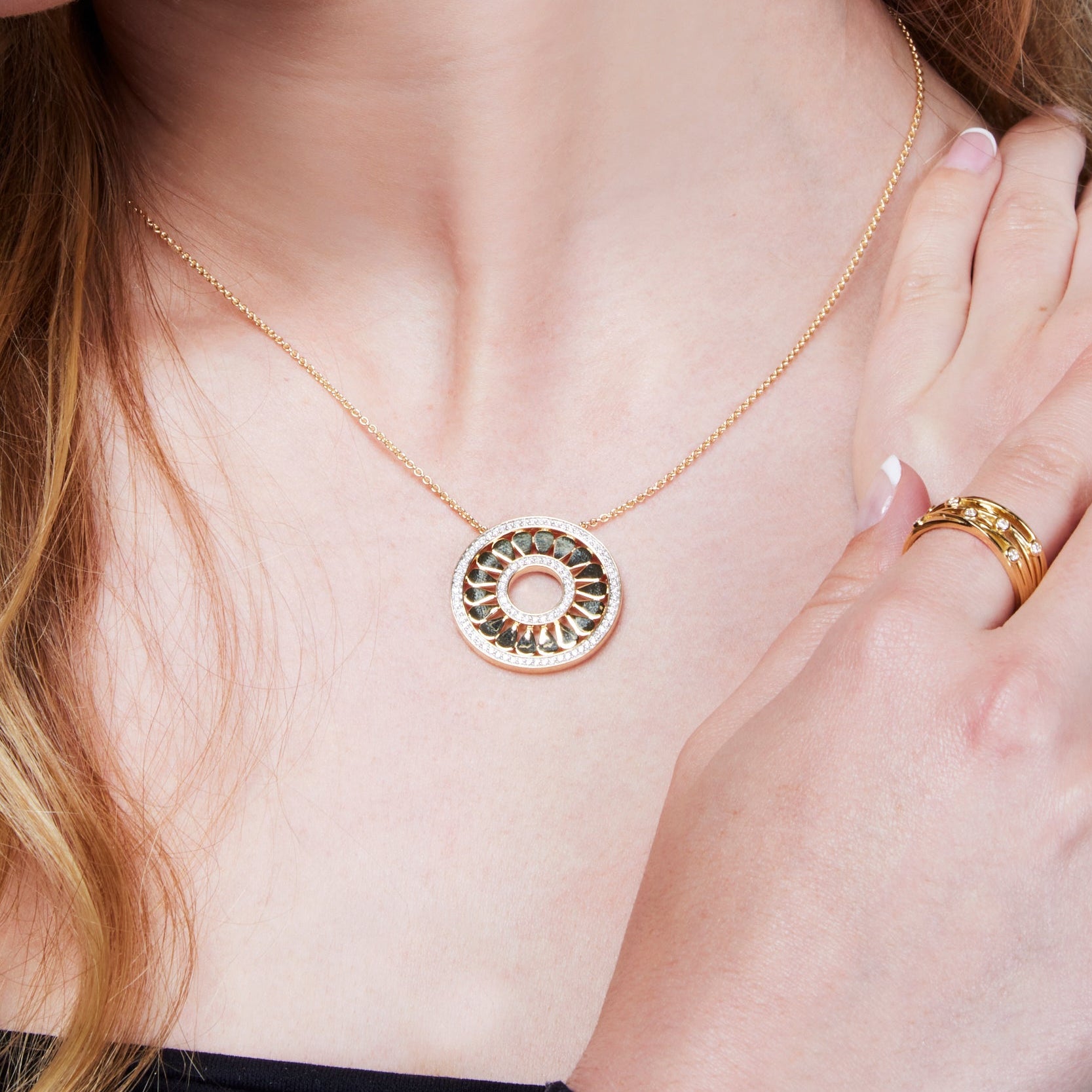 18k Yellow Gold Diamond Necklace