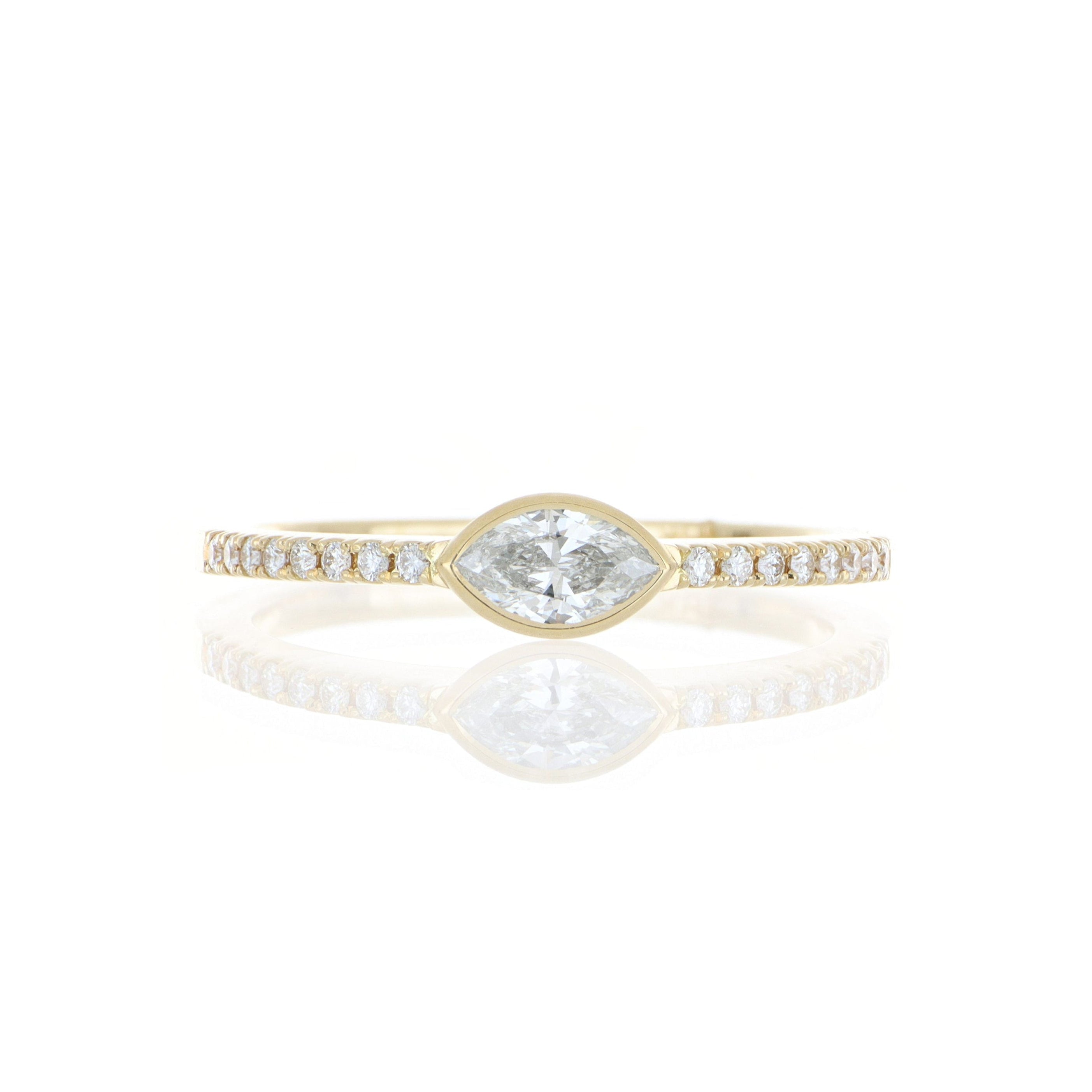 18k Yellow Gold Marquise Shaped Diamond Ring