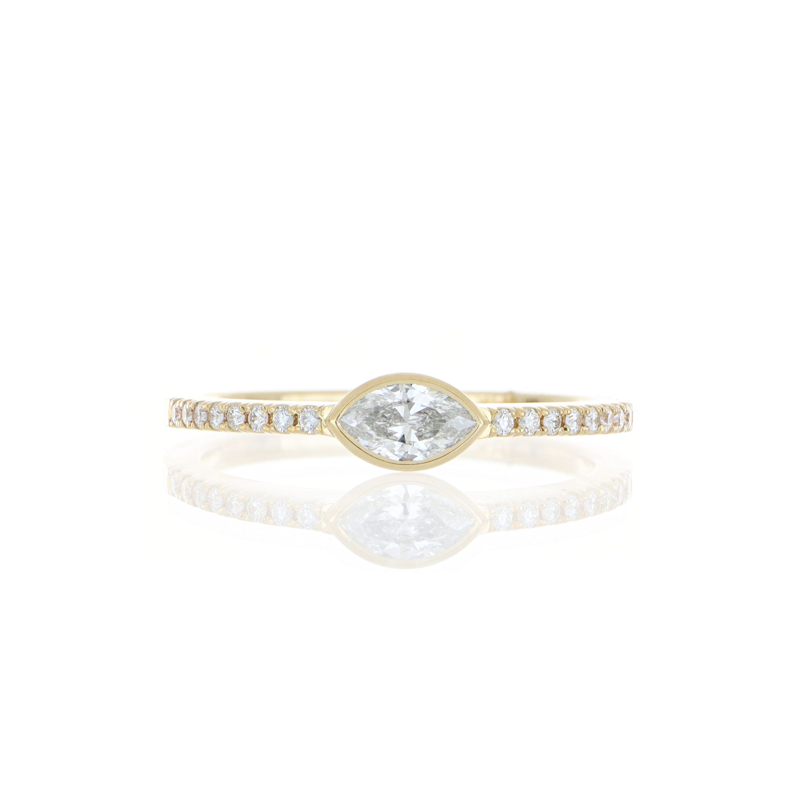 18k Yellow Gold Marquise Shaped Diamond Ring