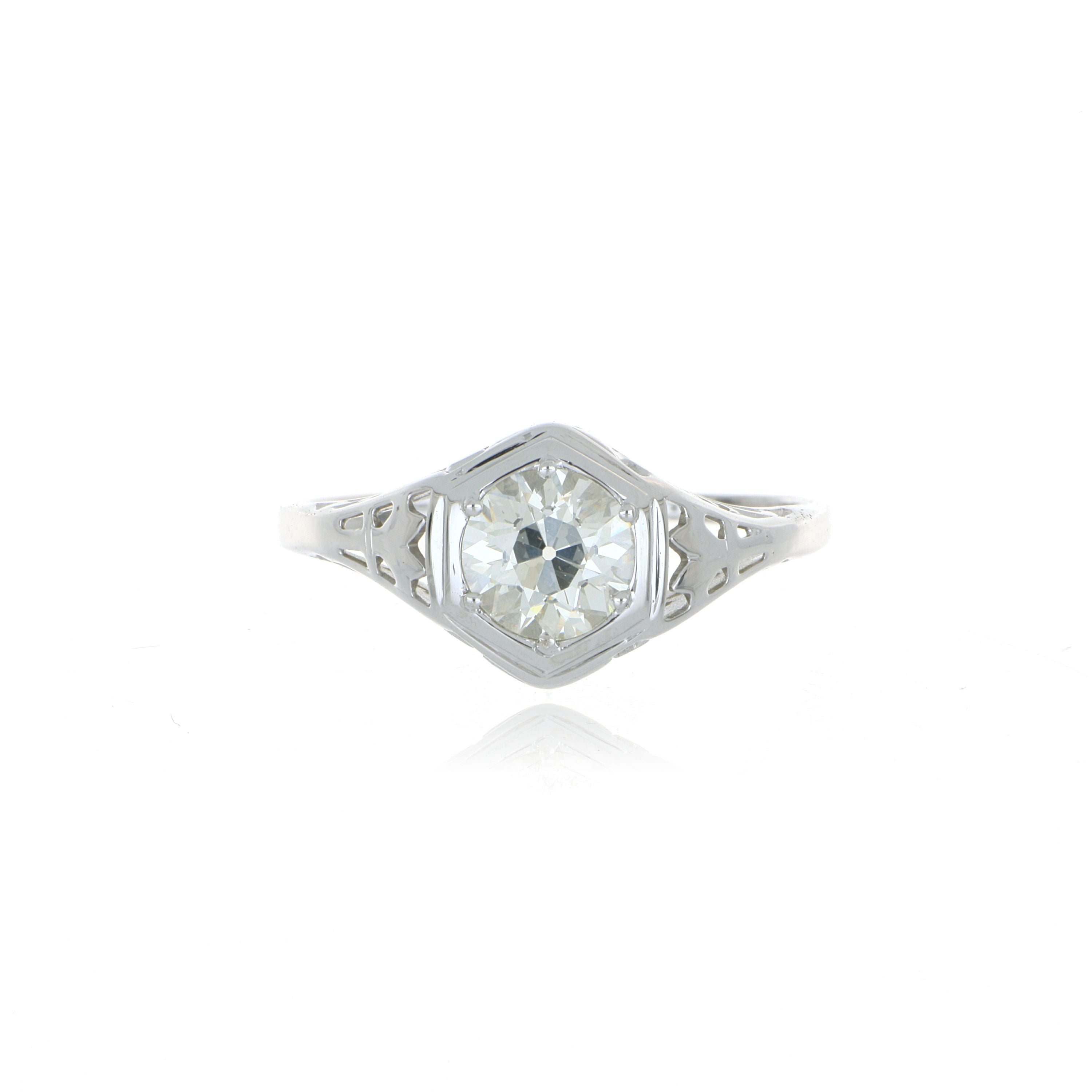 18k White Gold Vintage Solitaire