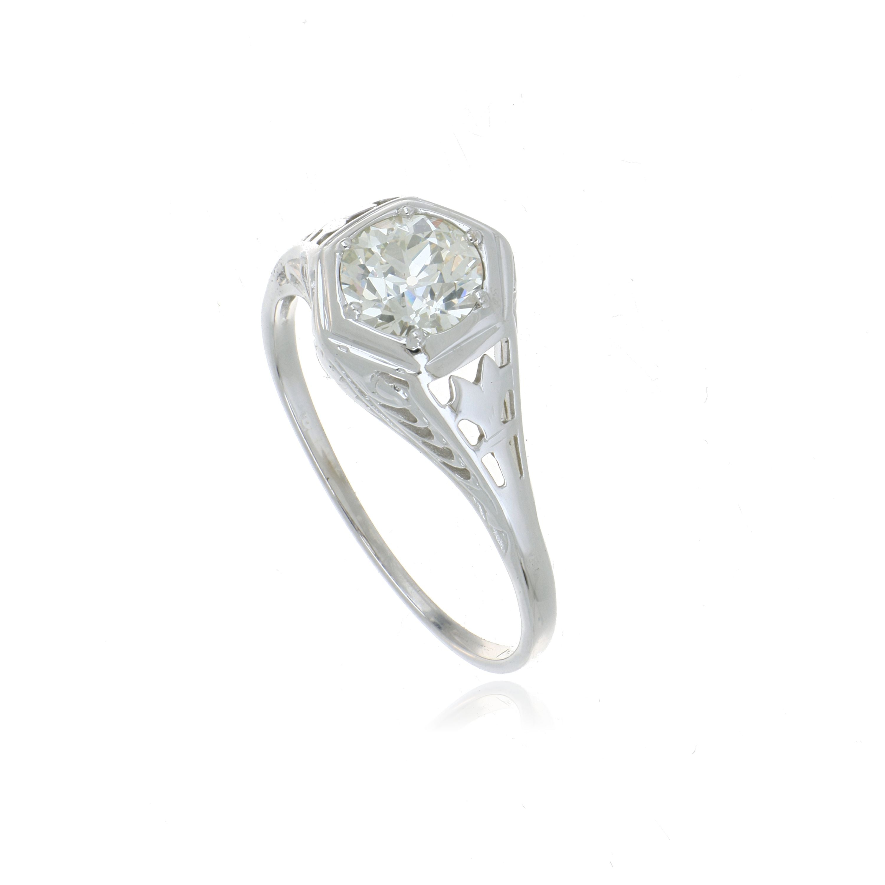 18k White Gold Vintage Solitaire