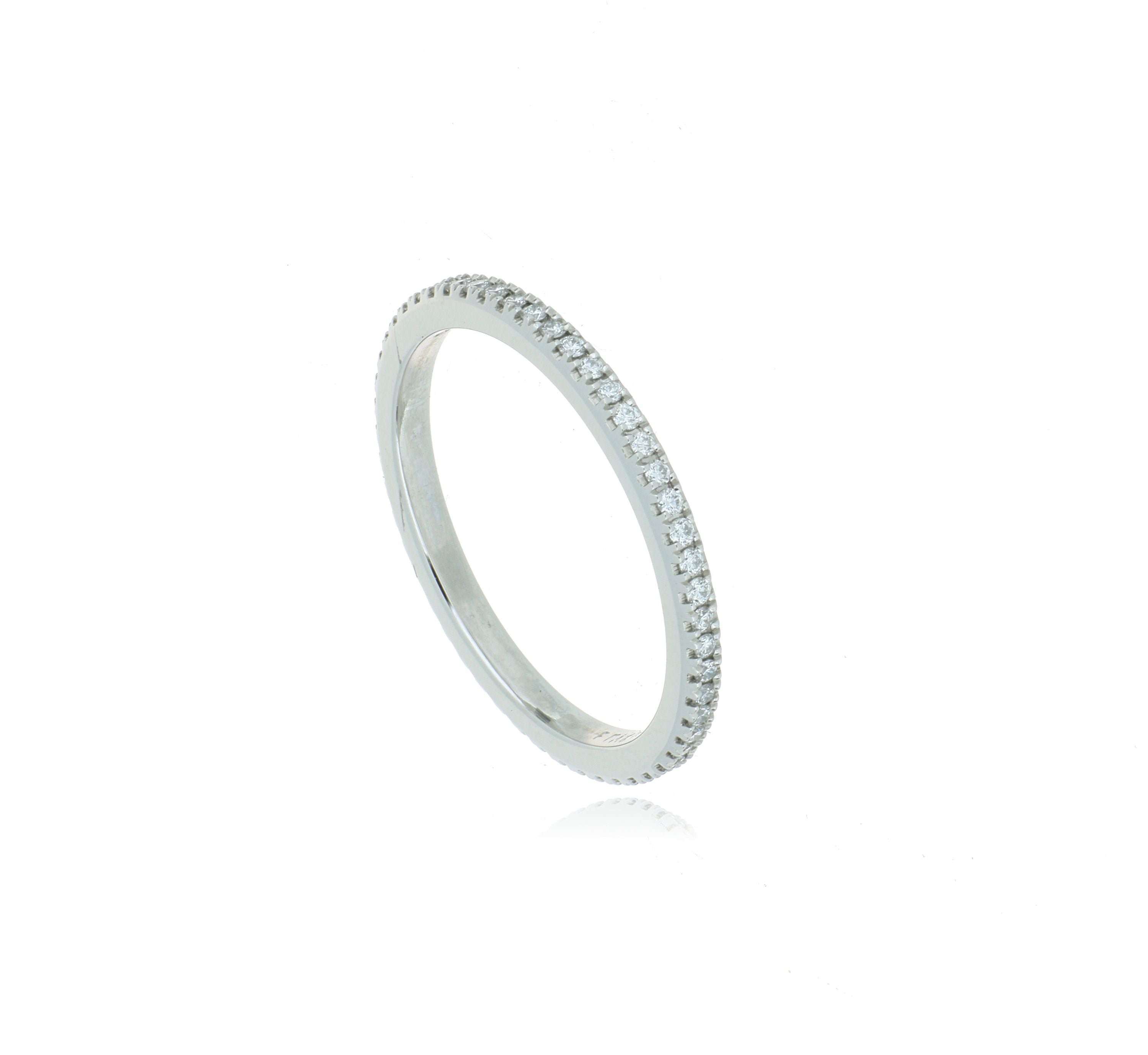 18k White Gold Classic Diamond Eternity Wedding Band