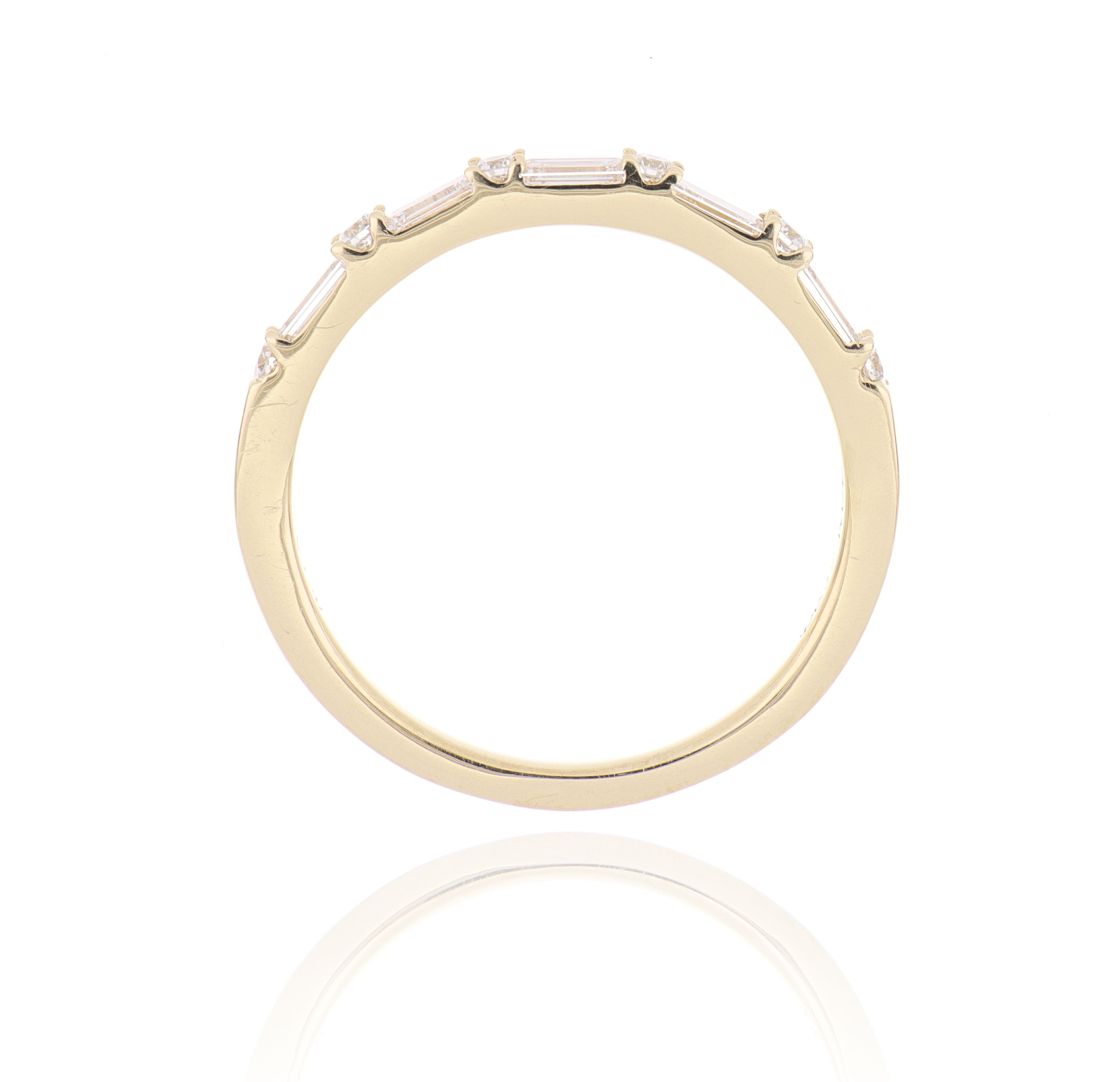 18k Yellow Gold Diamond Wedding Band