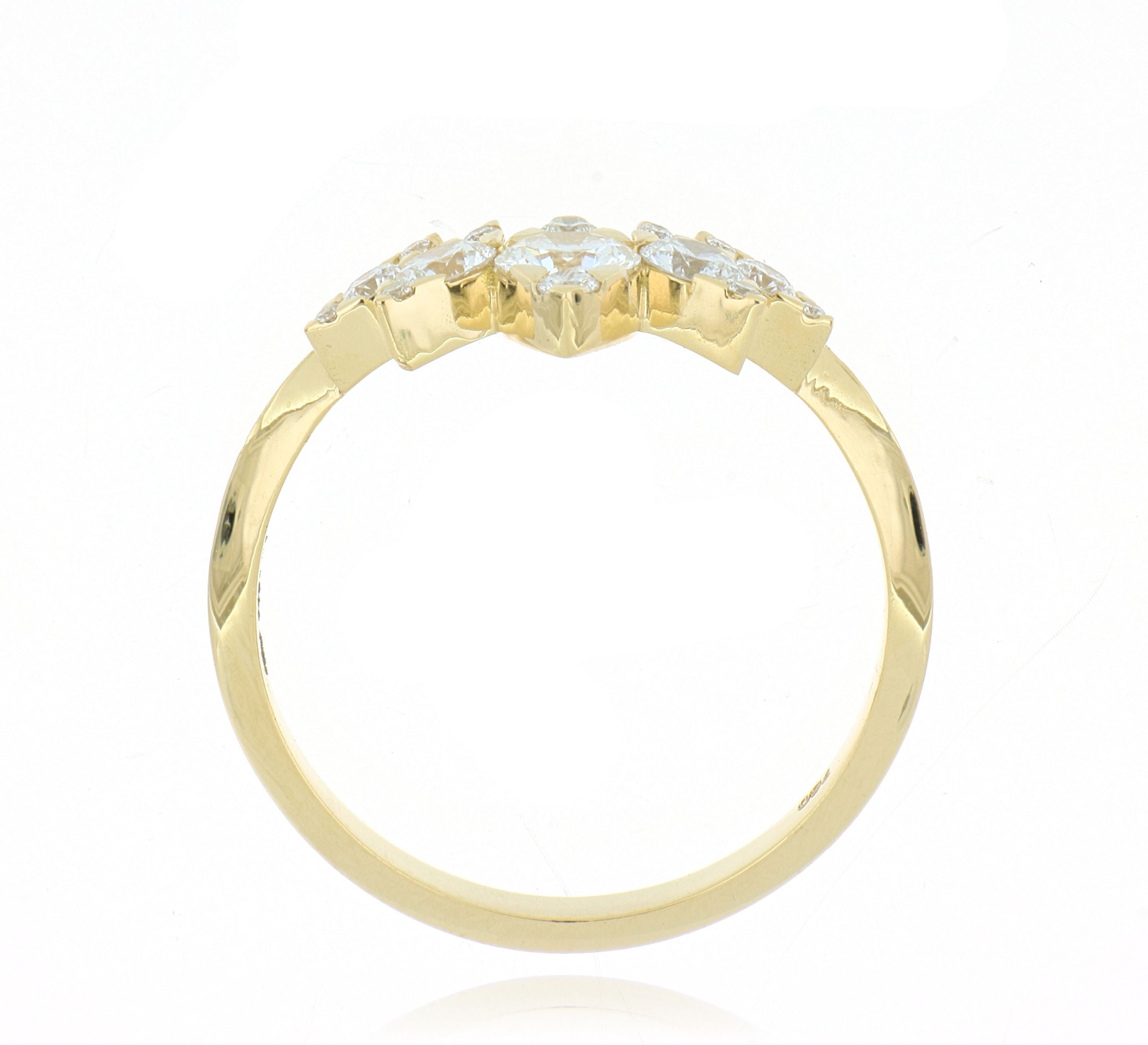 18k Yellow Gold Crown Style Diamond Wedding Band