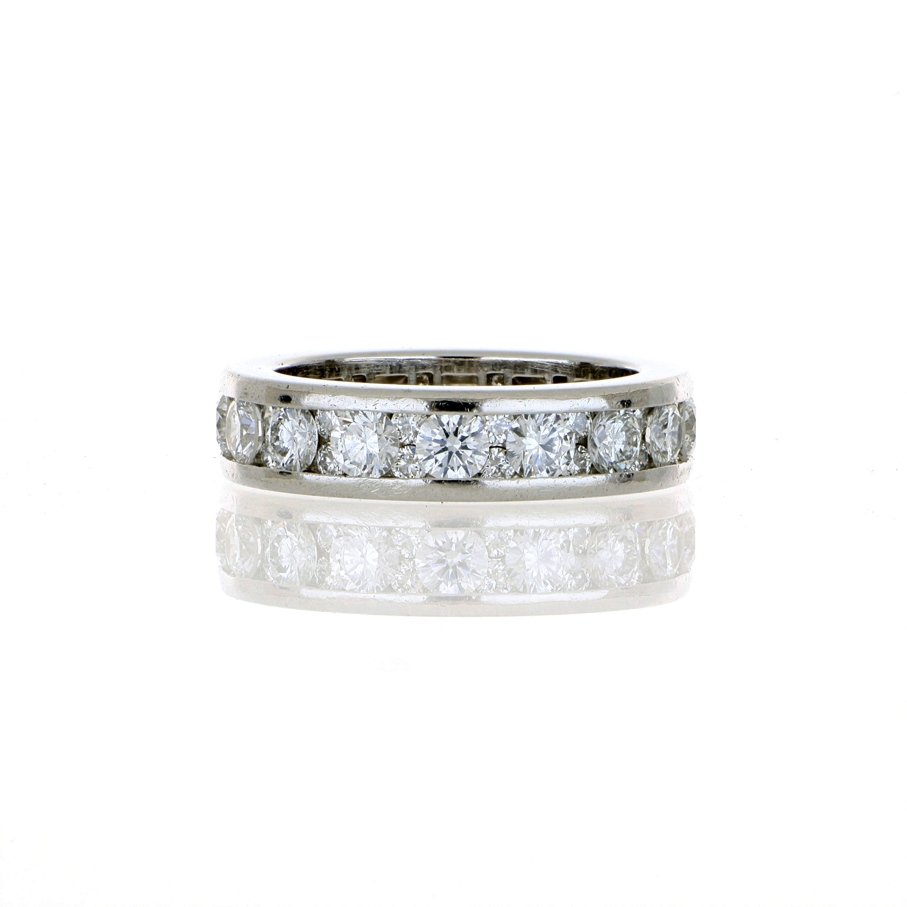 Platinum Over-lapping Diamond Eternity Wedding Band