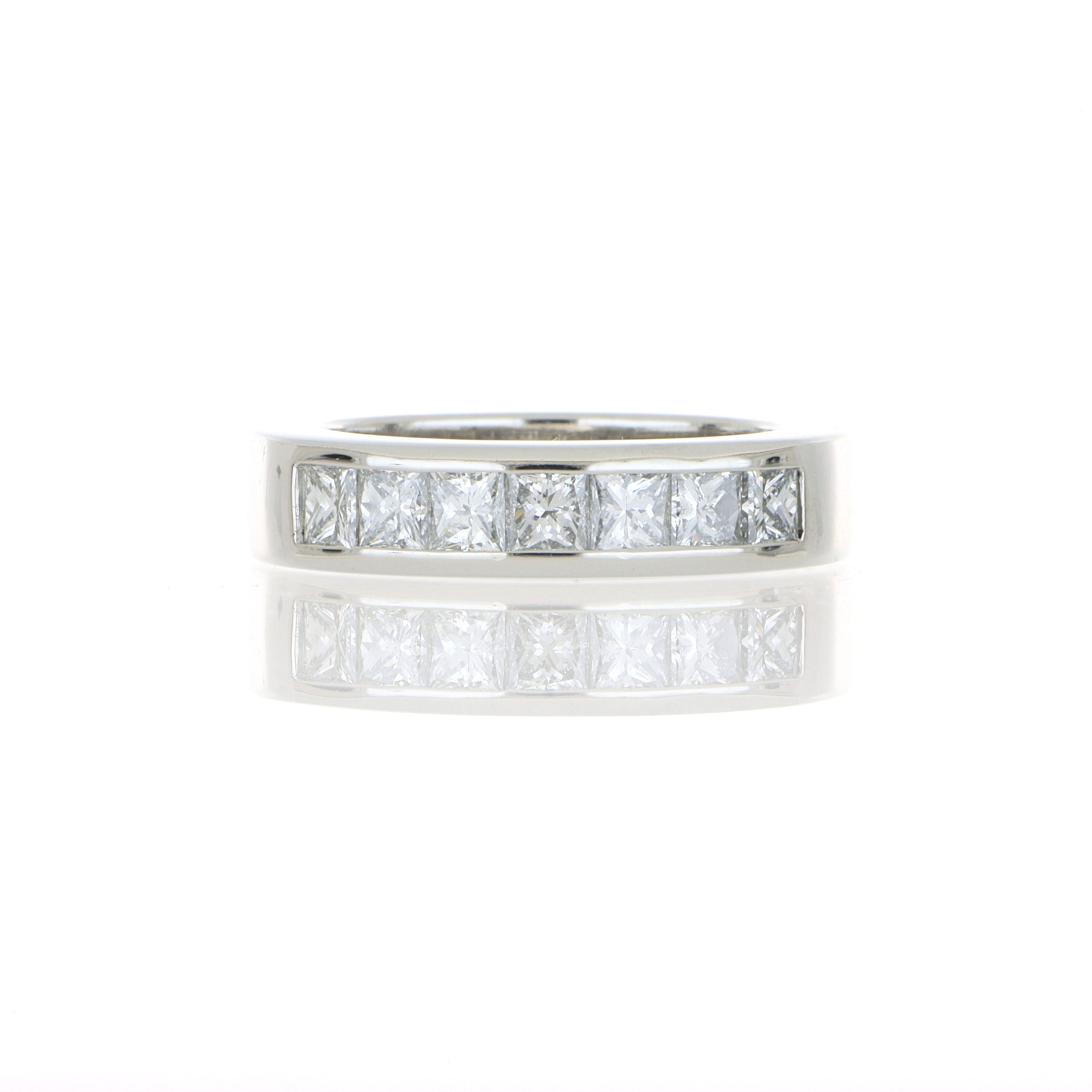 Platinum Diamond Wedding Band