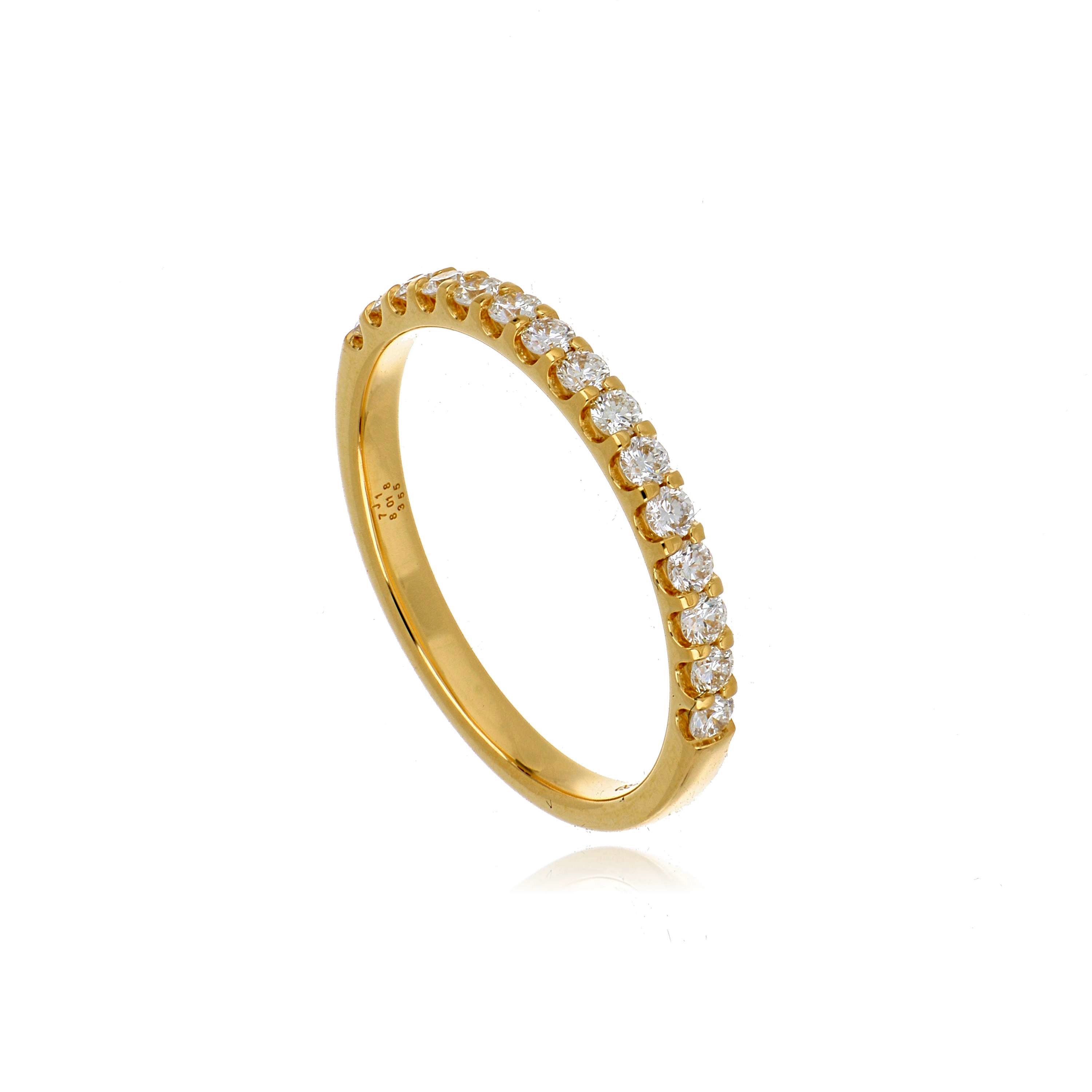 18k Yellow Gold Diamond Wedding Band