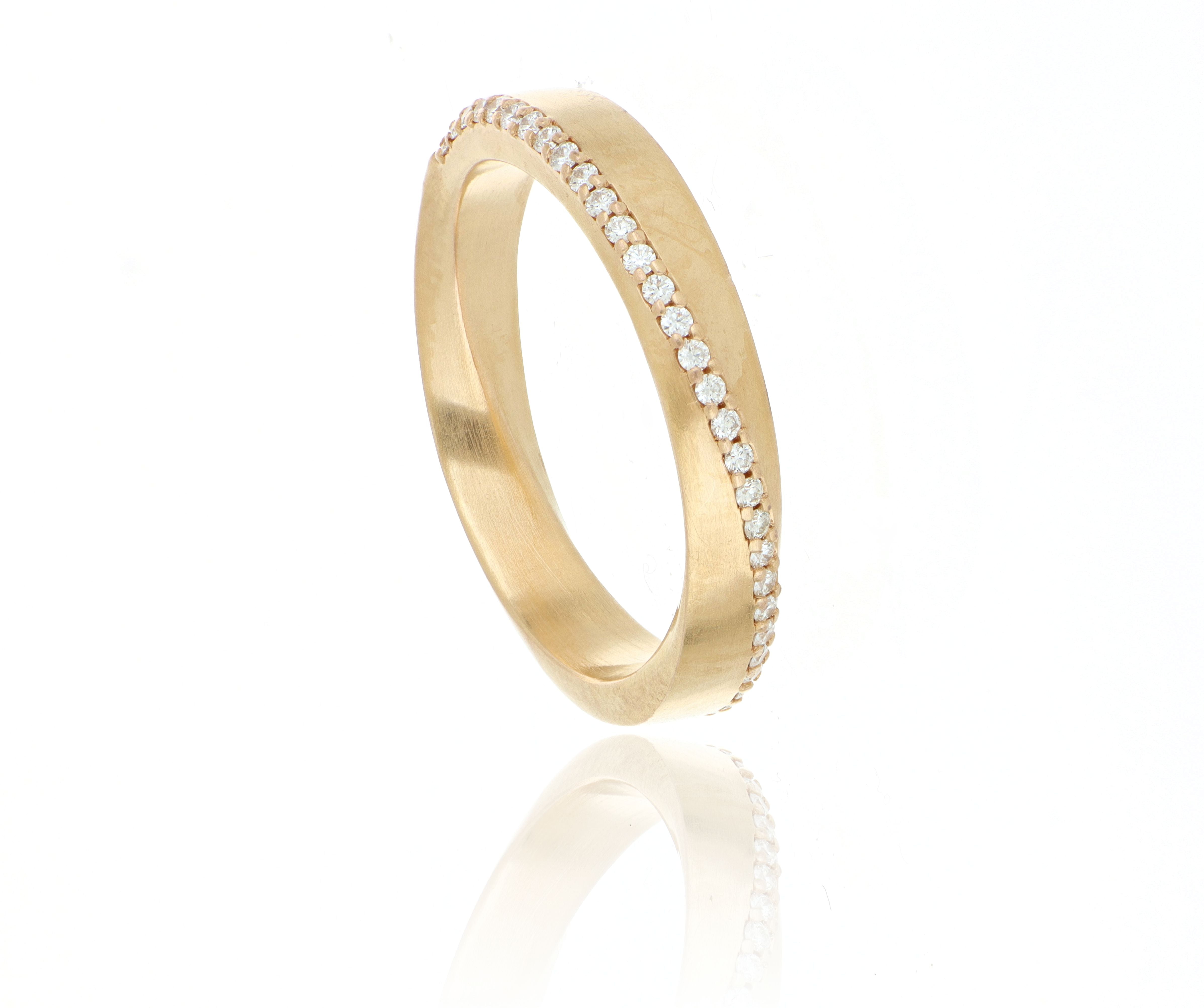 18k Rose Gold Diamond Mobius Eternity Wedding Band