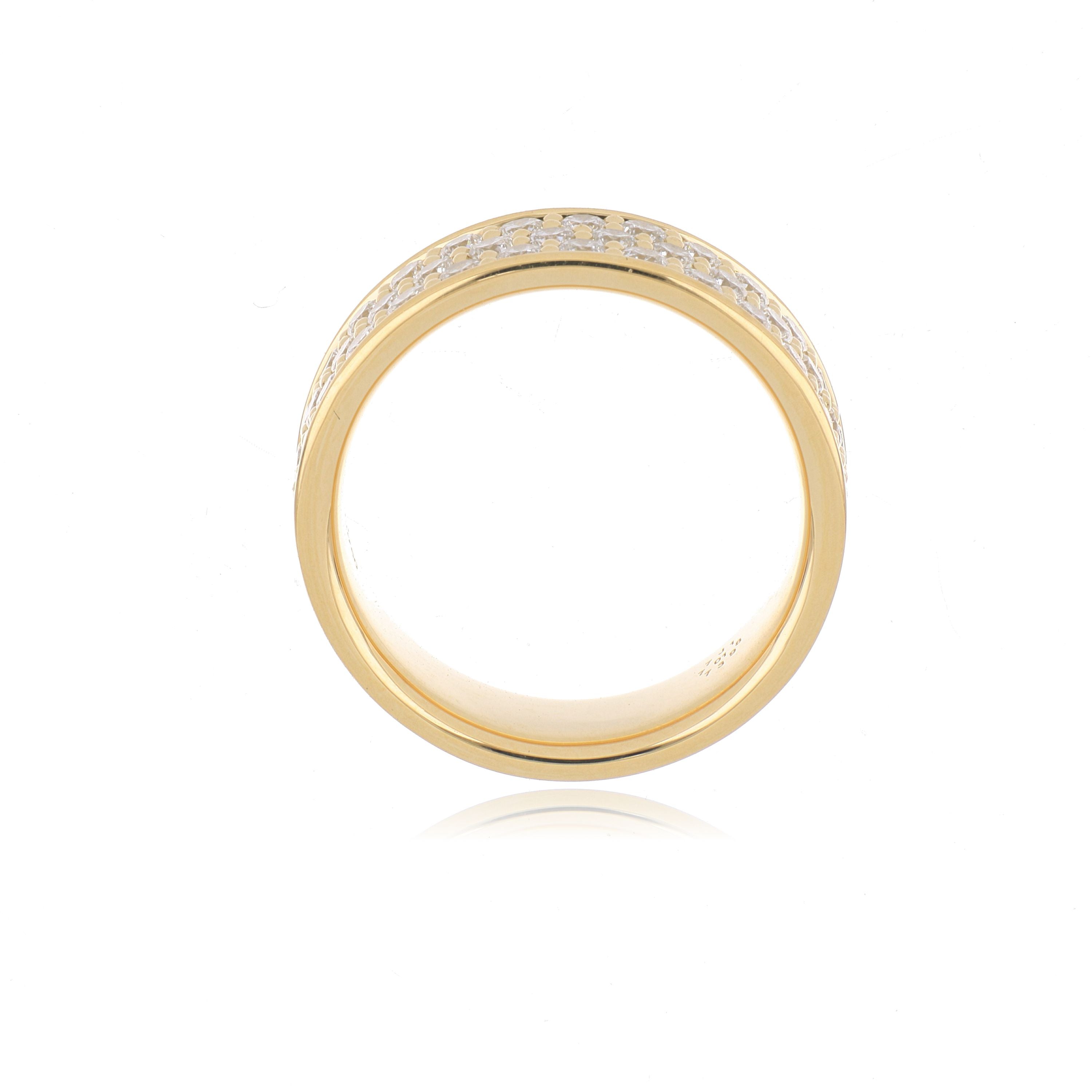 18k Yellow Gold Pave Diamond Ring