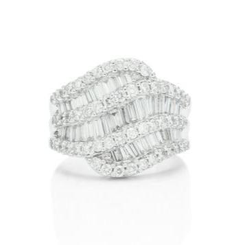 Platinum Diamond Women's Fashion Ring