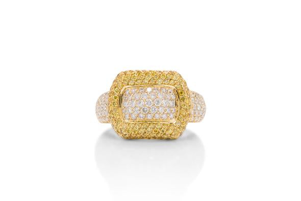 18k Yellow Gold Women's Fancy Diamond Fashion Ring