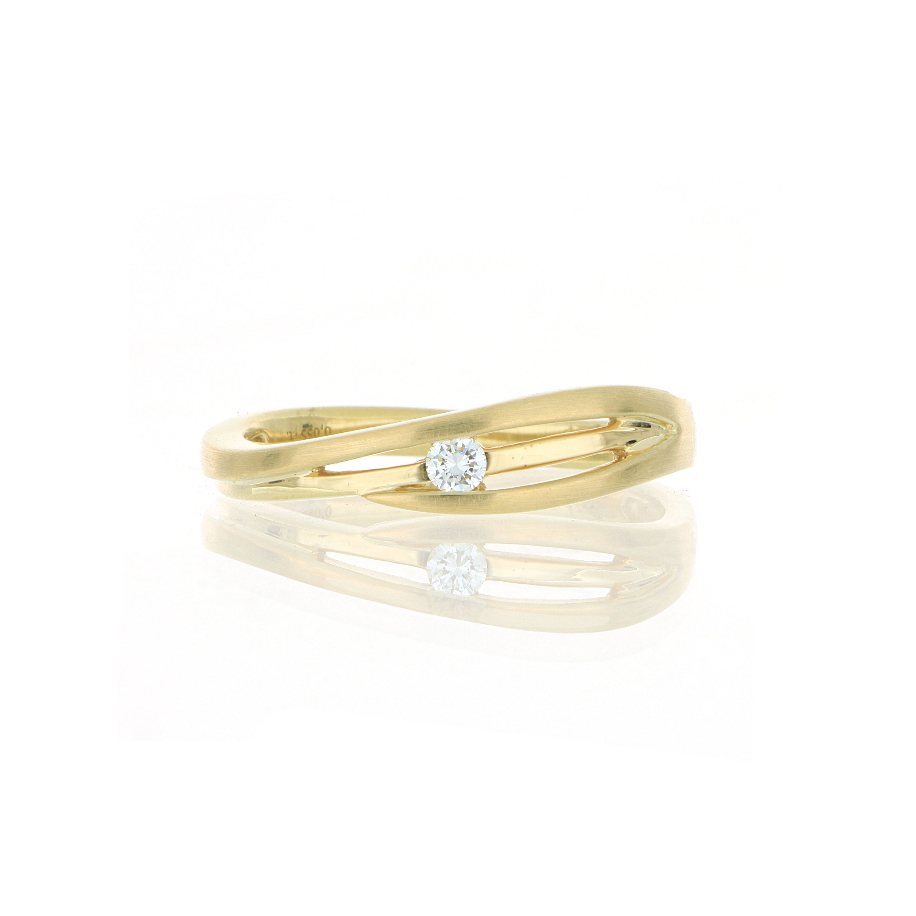 18k Yellow Gold Diamond Fashion Ring