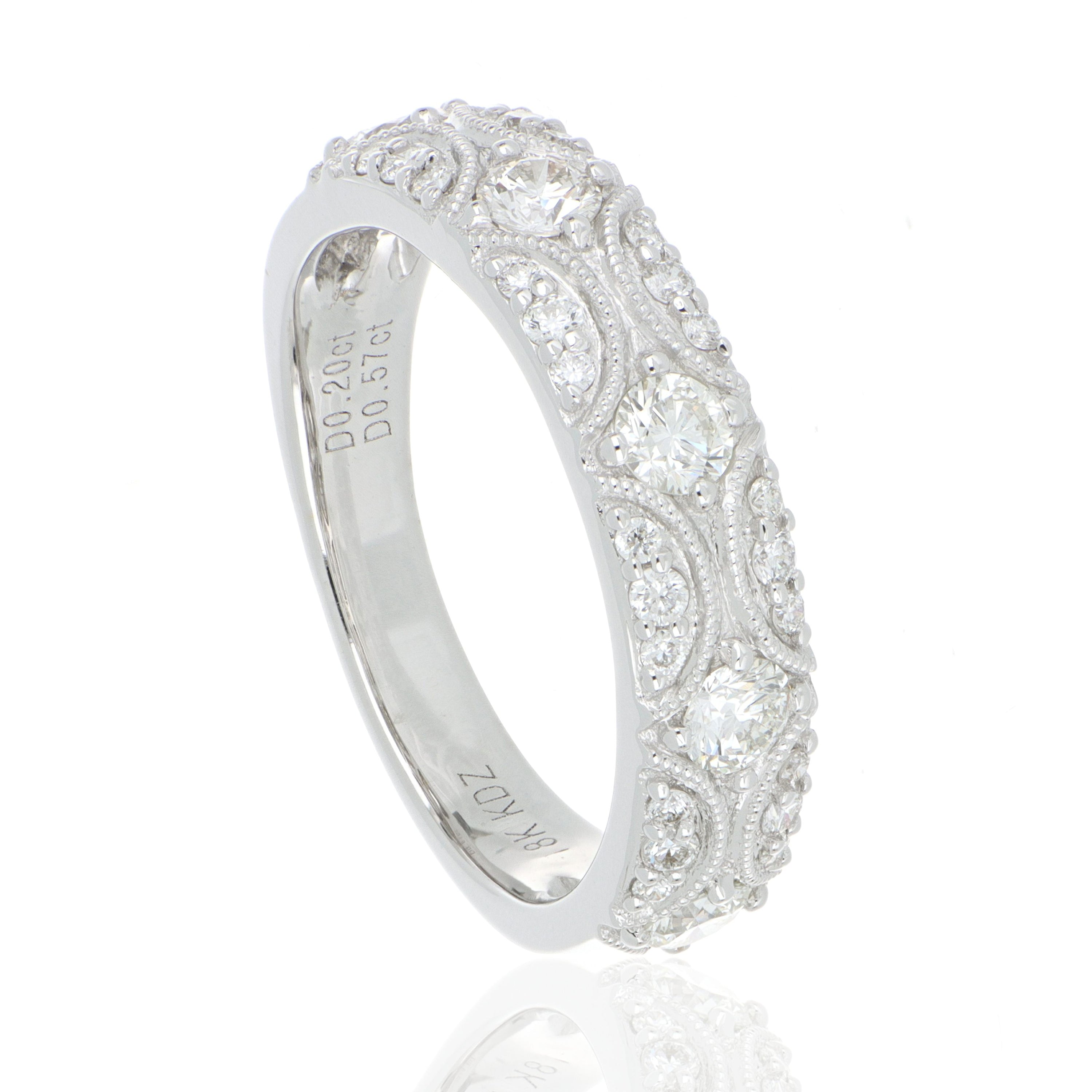 18k White Gold Diamond Fashion Ring