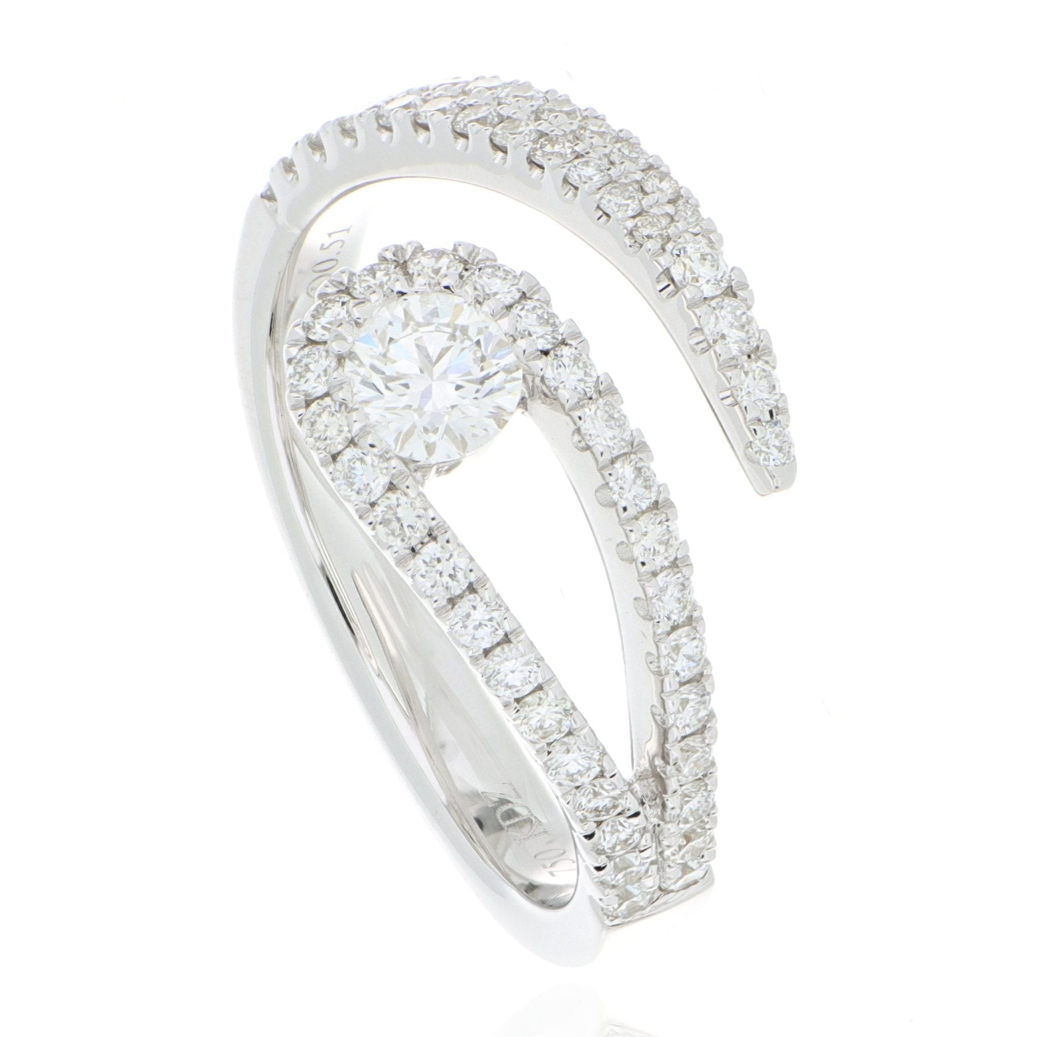 18k White Gold Diamond Fashion Ring