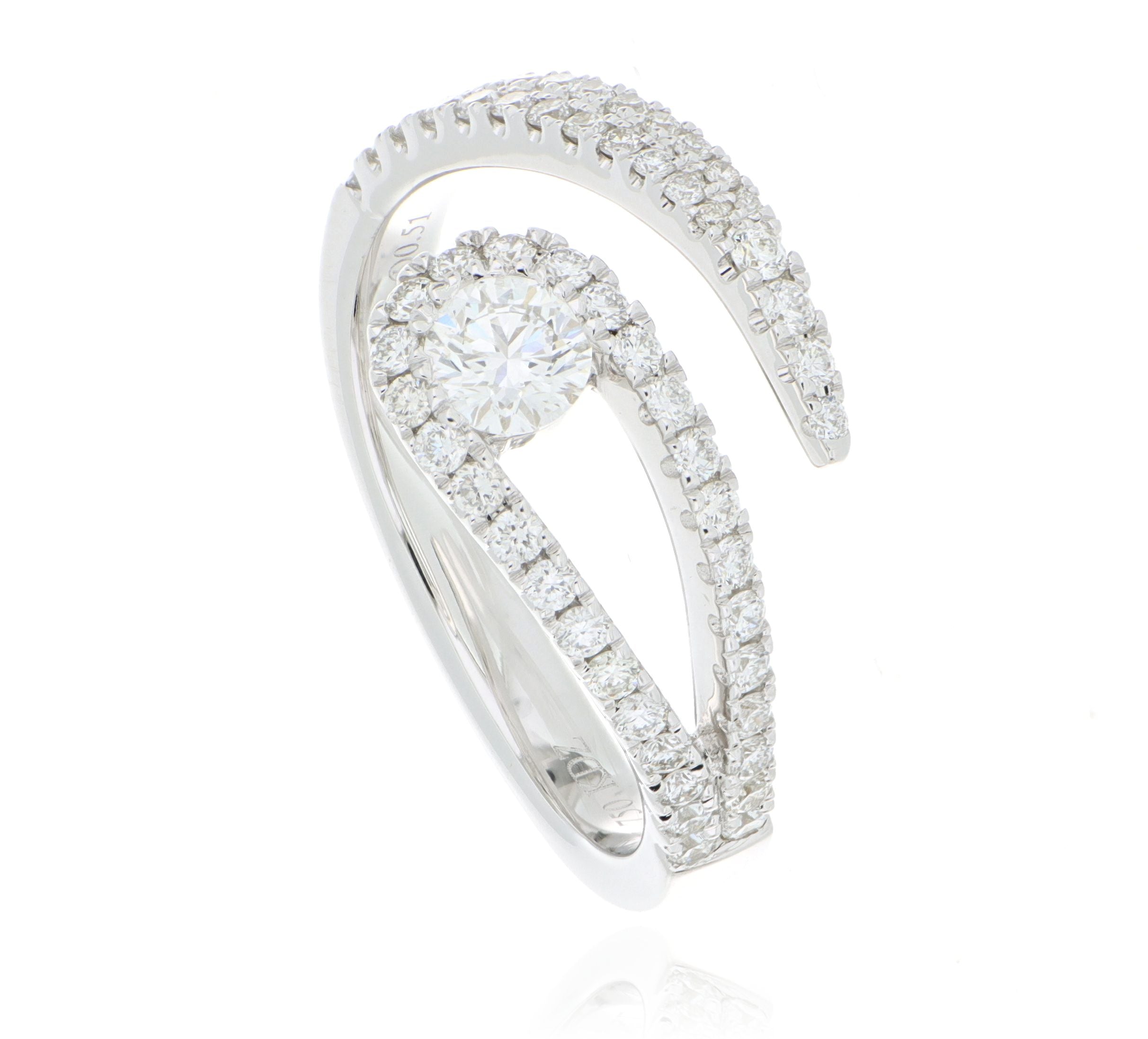 18k White Gold Diamond Fashion Ring