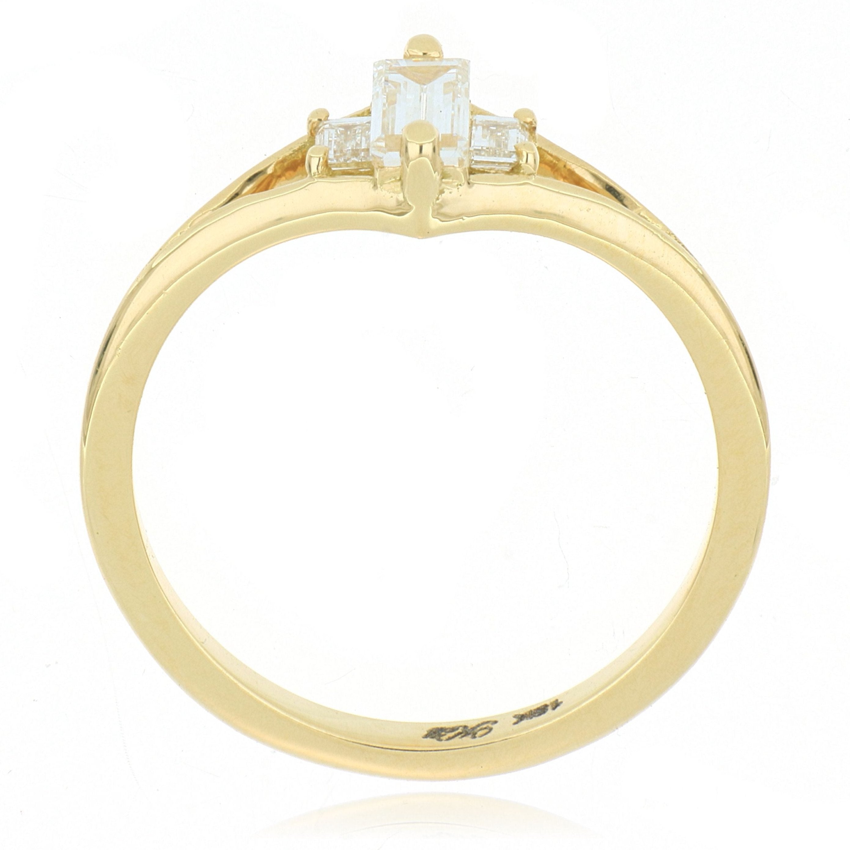 18k Yellow Gold Diamond Fashion Ring