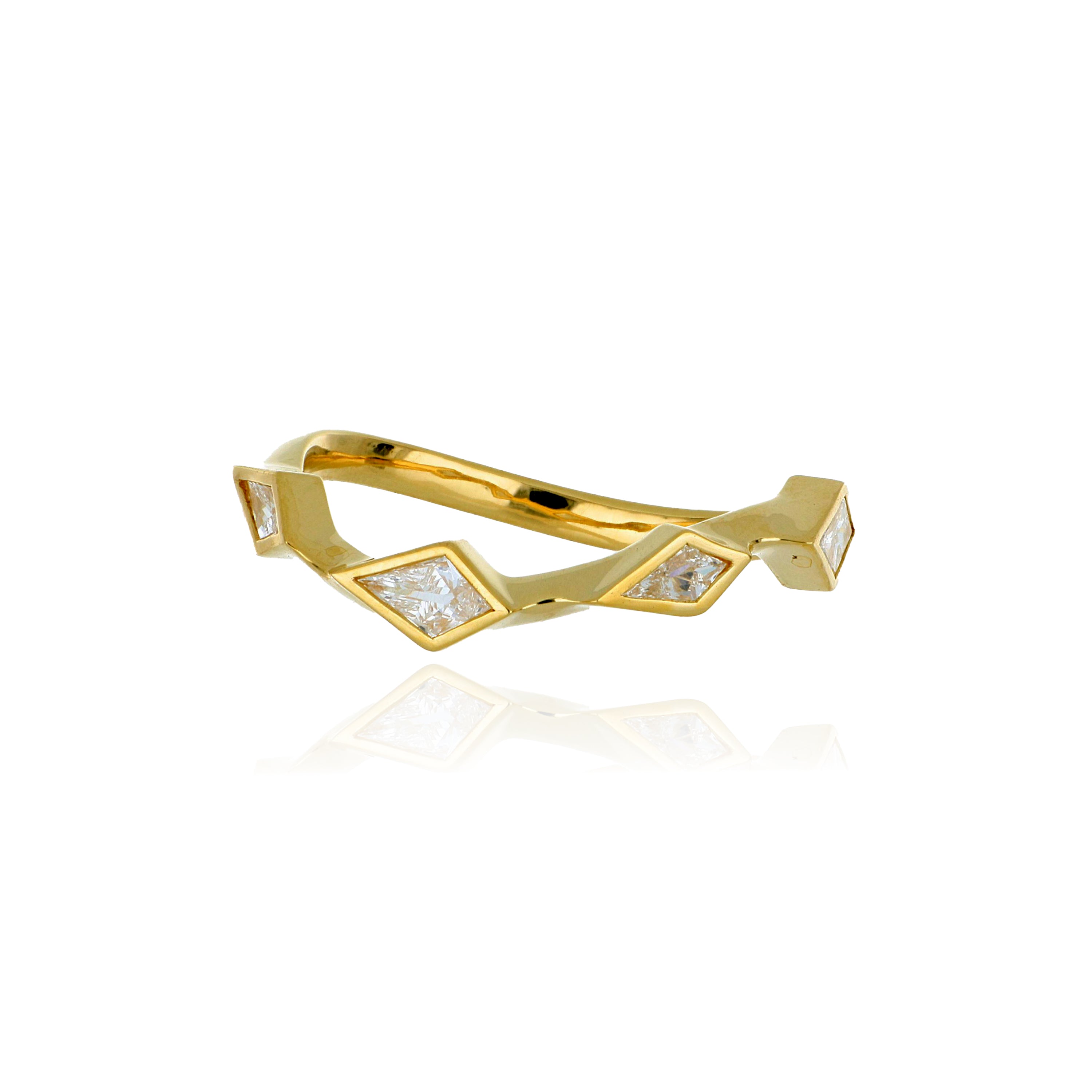 18k Yellow Gold Kite Shape Diamond Ring