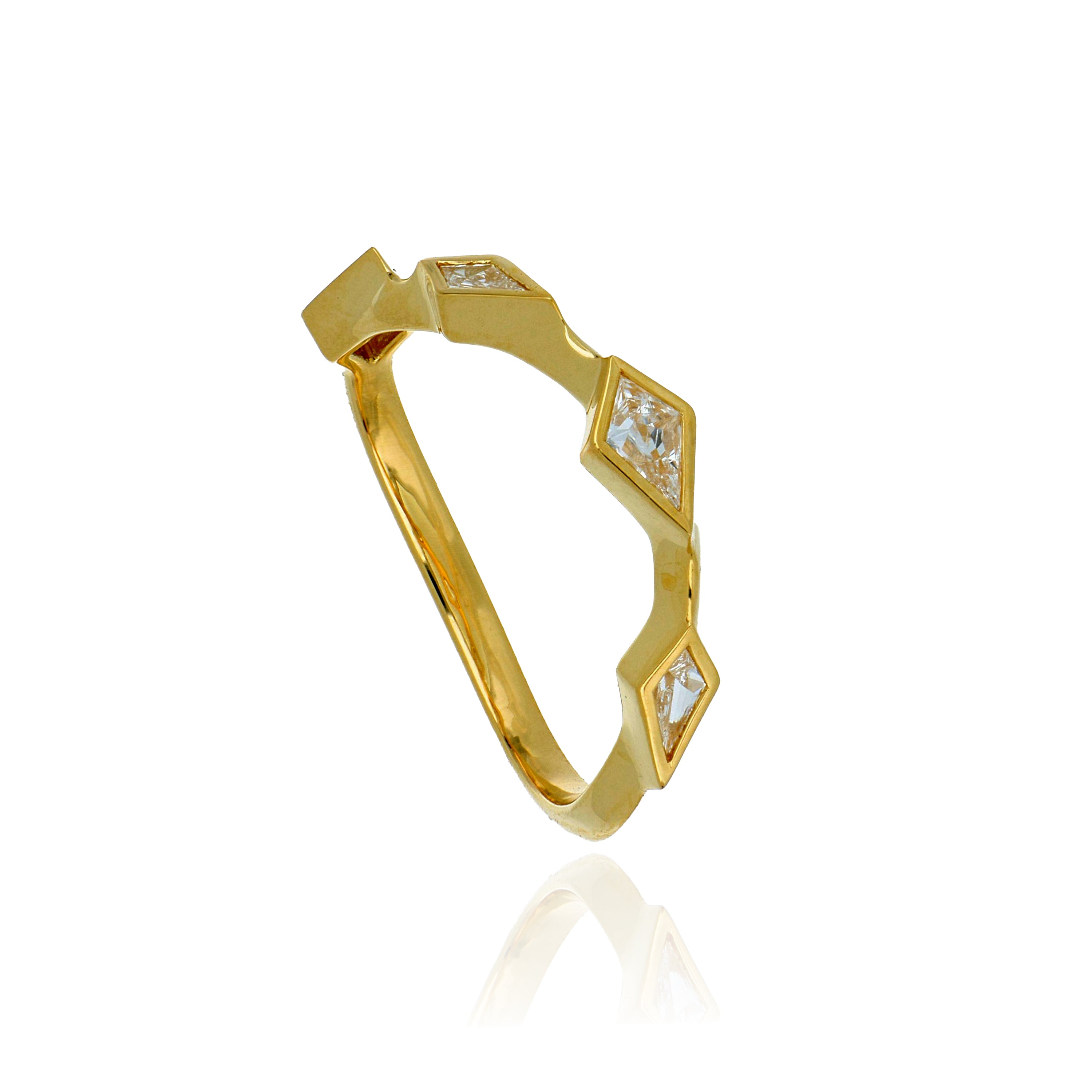 18k Yellow Gold Kite Shape Diamond Ring