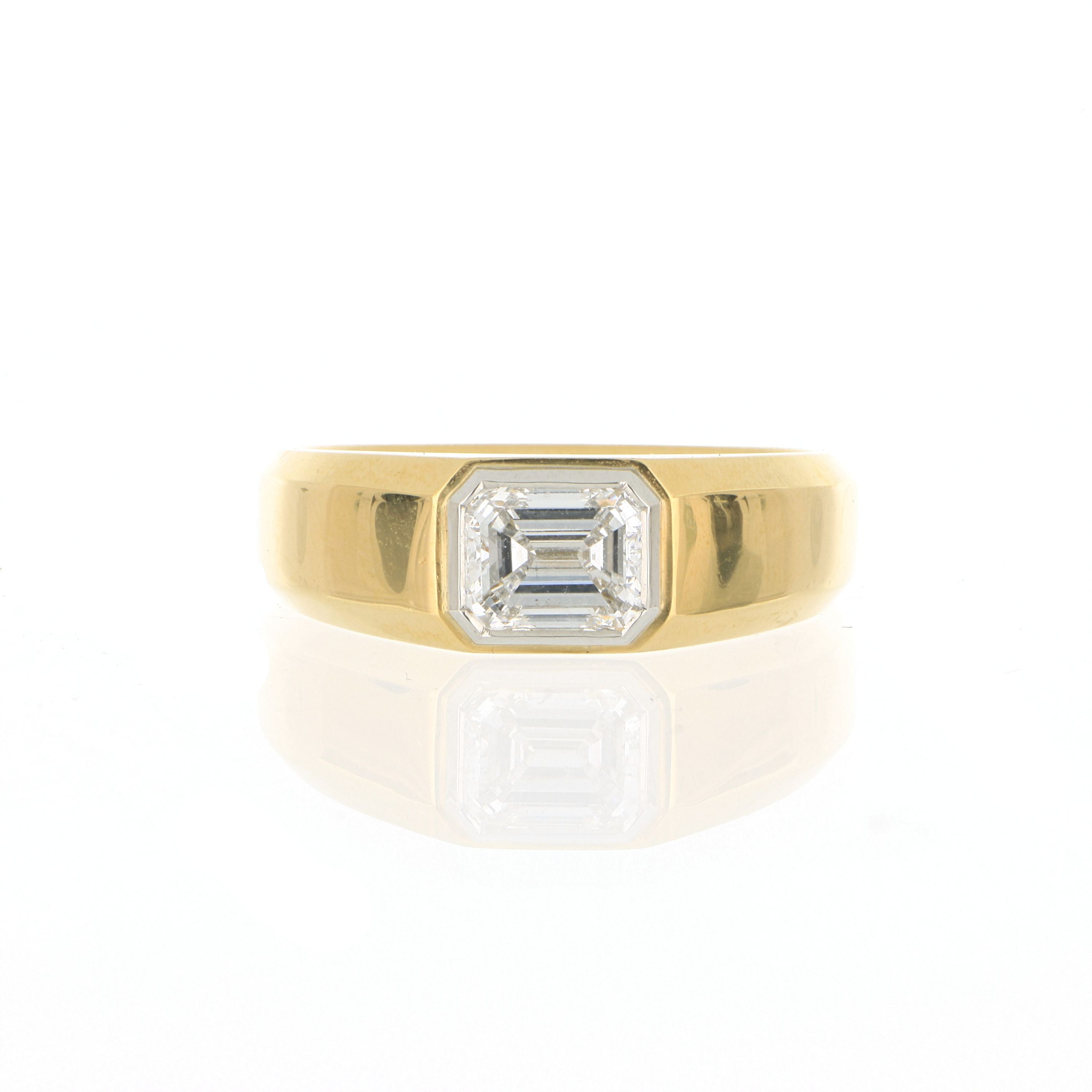 18k Yellow Gold and Platinum Men's Solitaire Fashion Ring