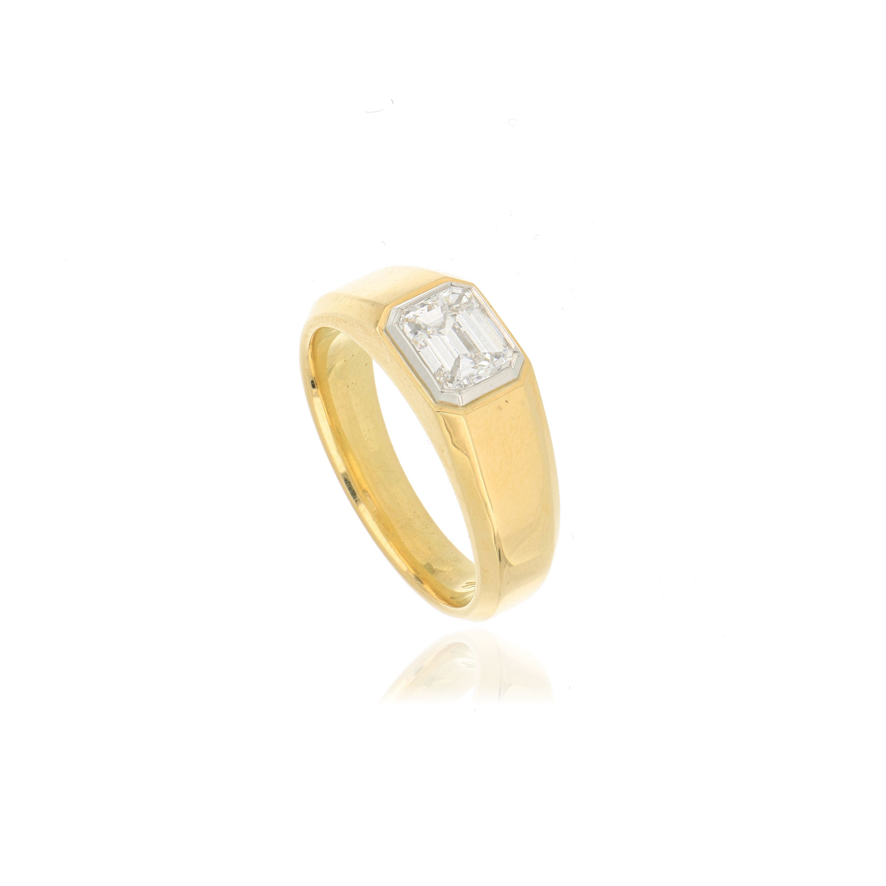 18k Yellow Gold and Platinum Men's Solitaire Fashion Ring