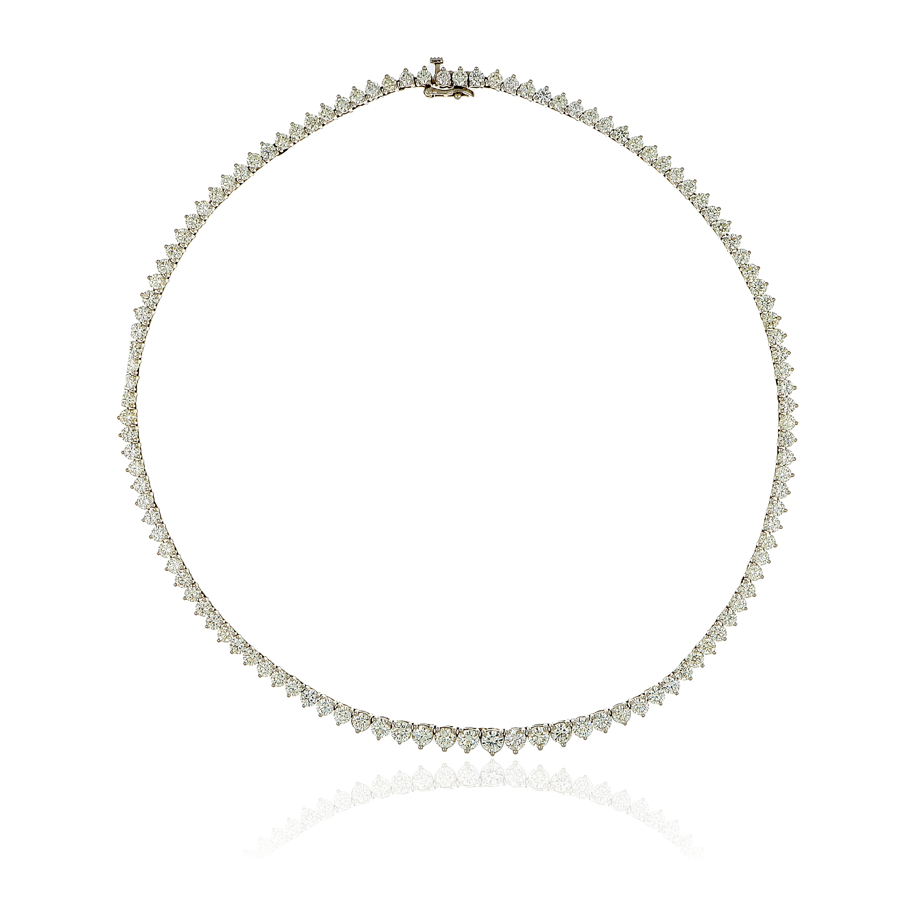 14k White Gold Graduated Diamond Tennis Necklace