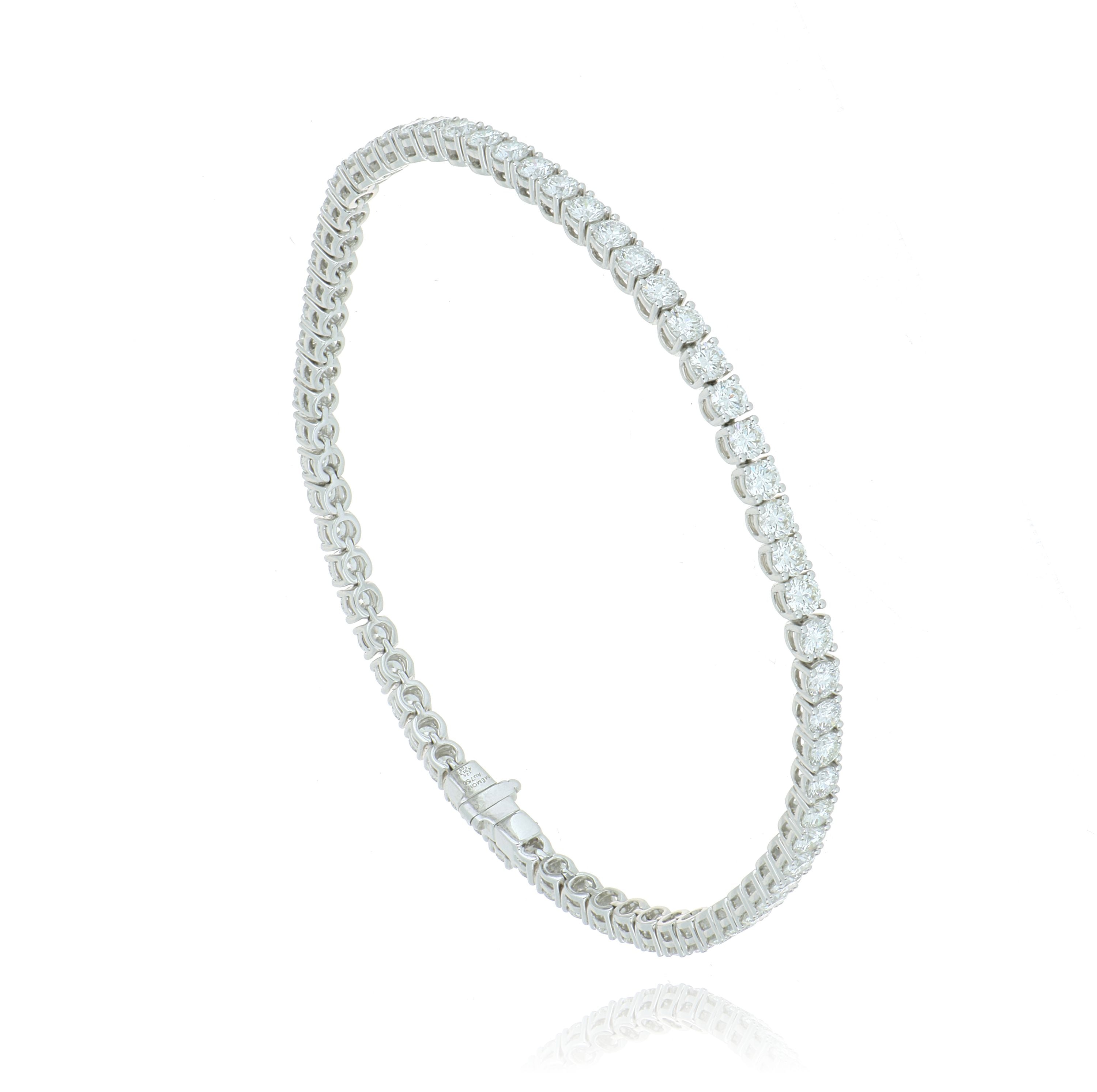 18k White Gold 4 Prong Diamond Tennis Bracelet - Charles Koll Jewelers