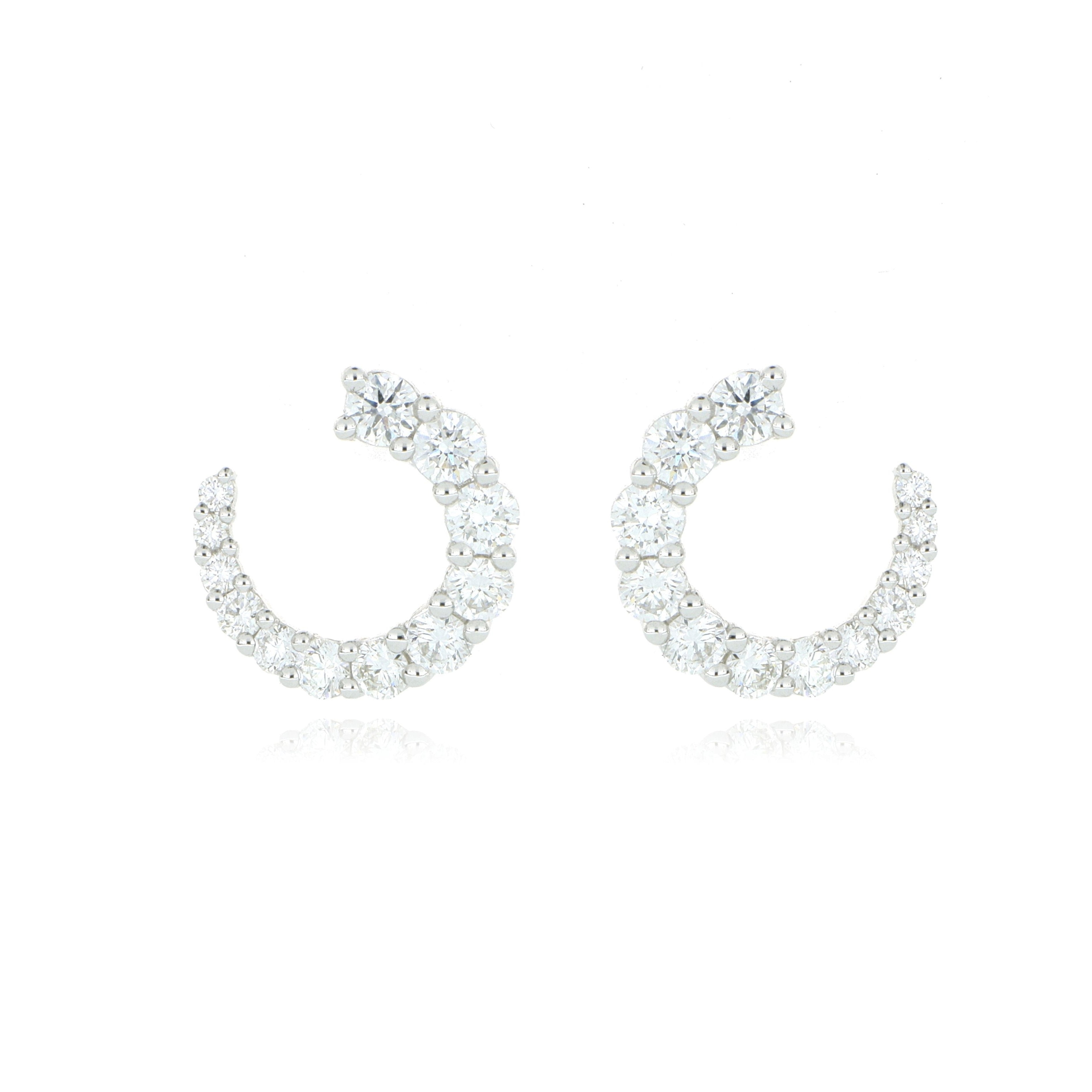 18k White Gold Tapered Diamond Earrings