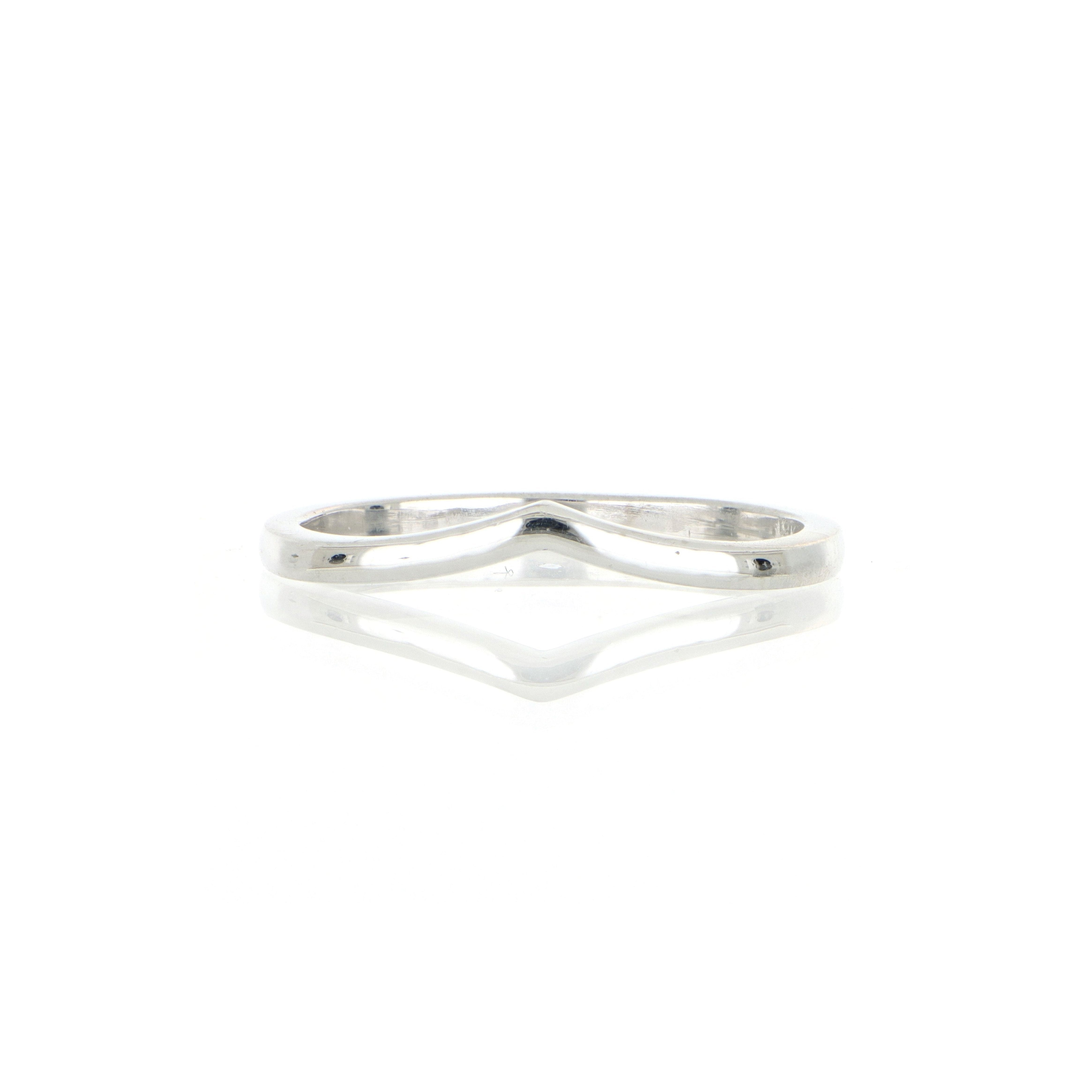 18k White Gold Shadow Wedding Band