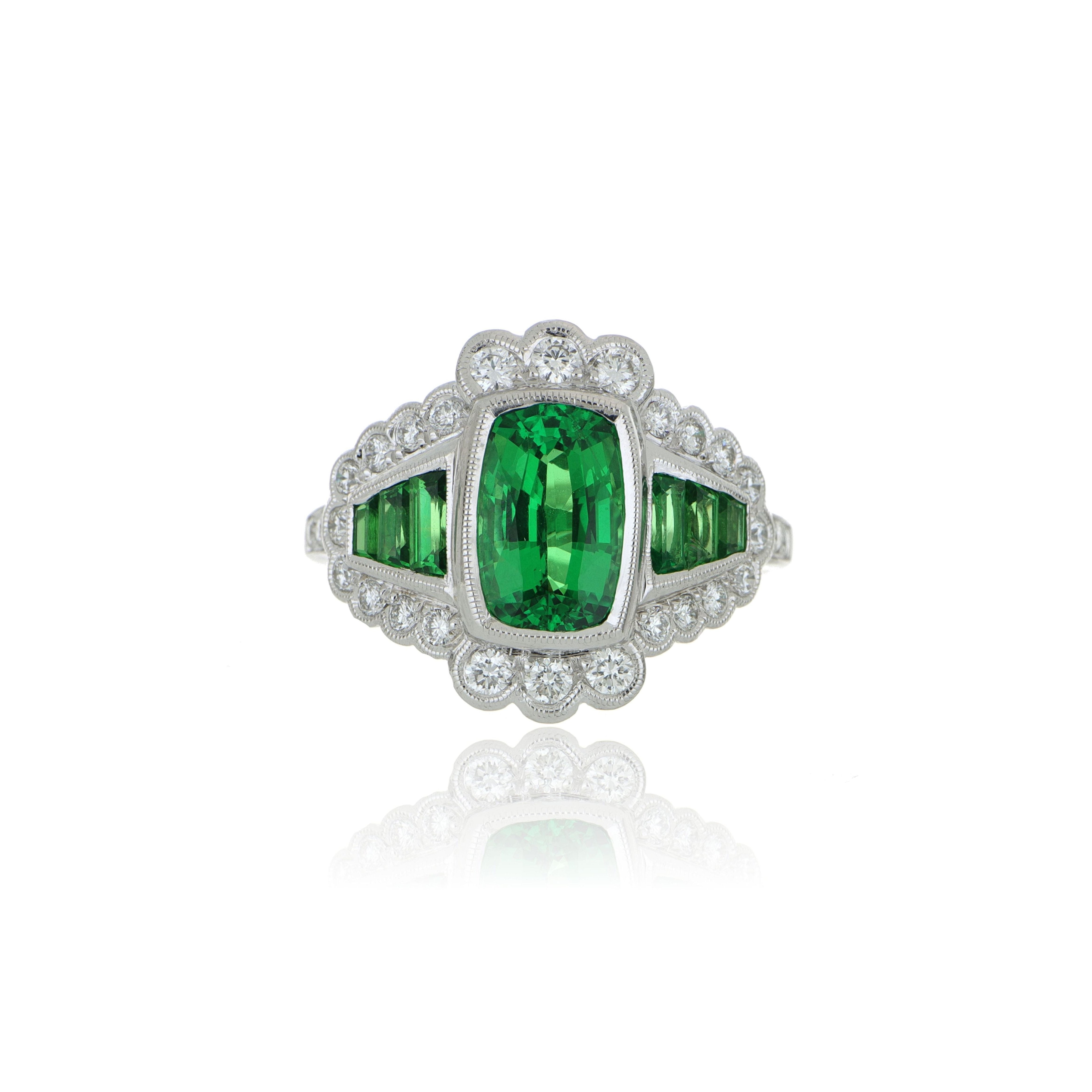 18k White Gold Tsavorite and Diamond Fashion Ring