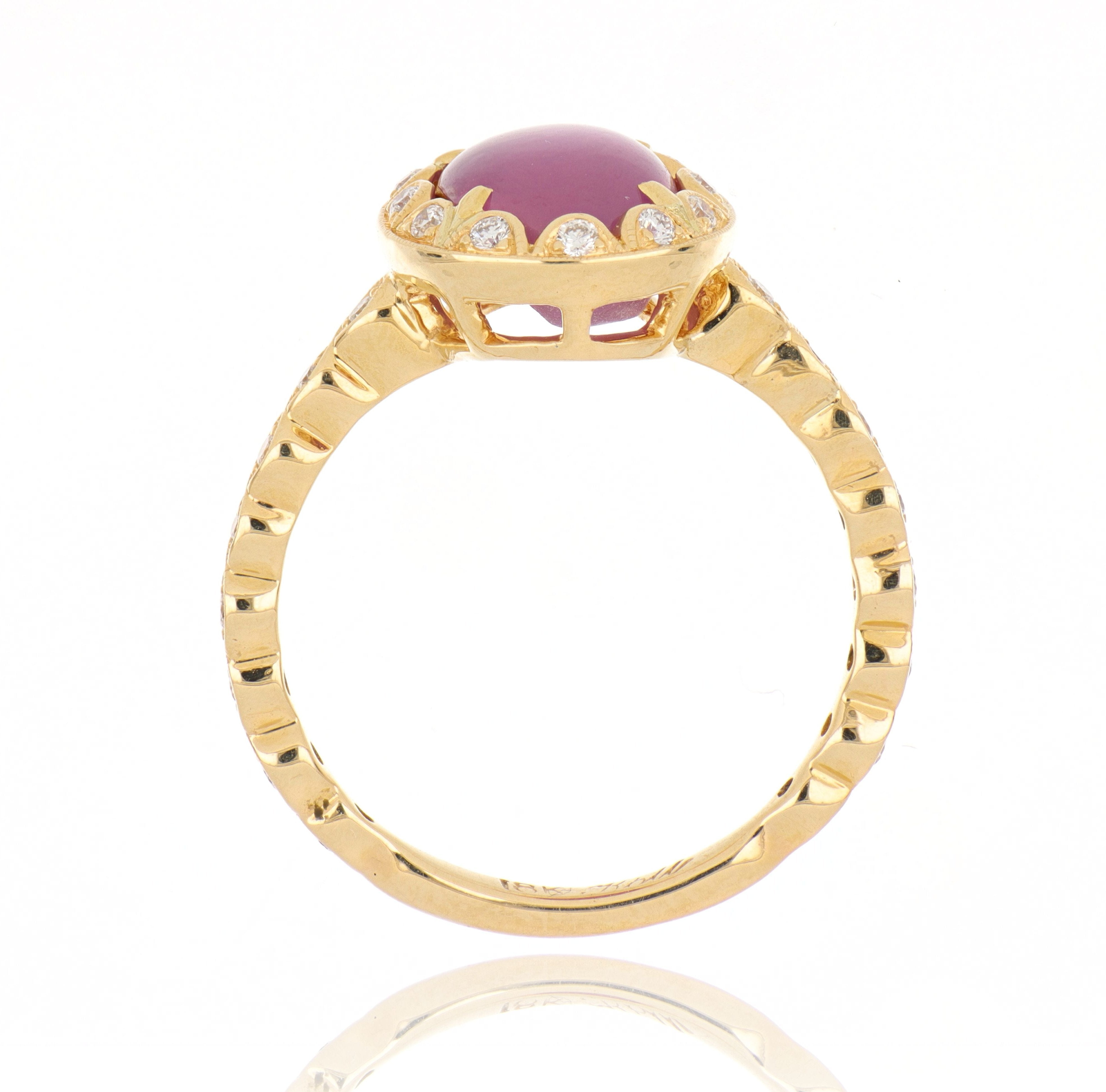 18k Yellow Gold Star Sapphire Ladies Ring