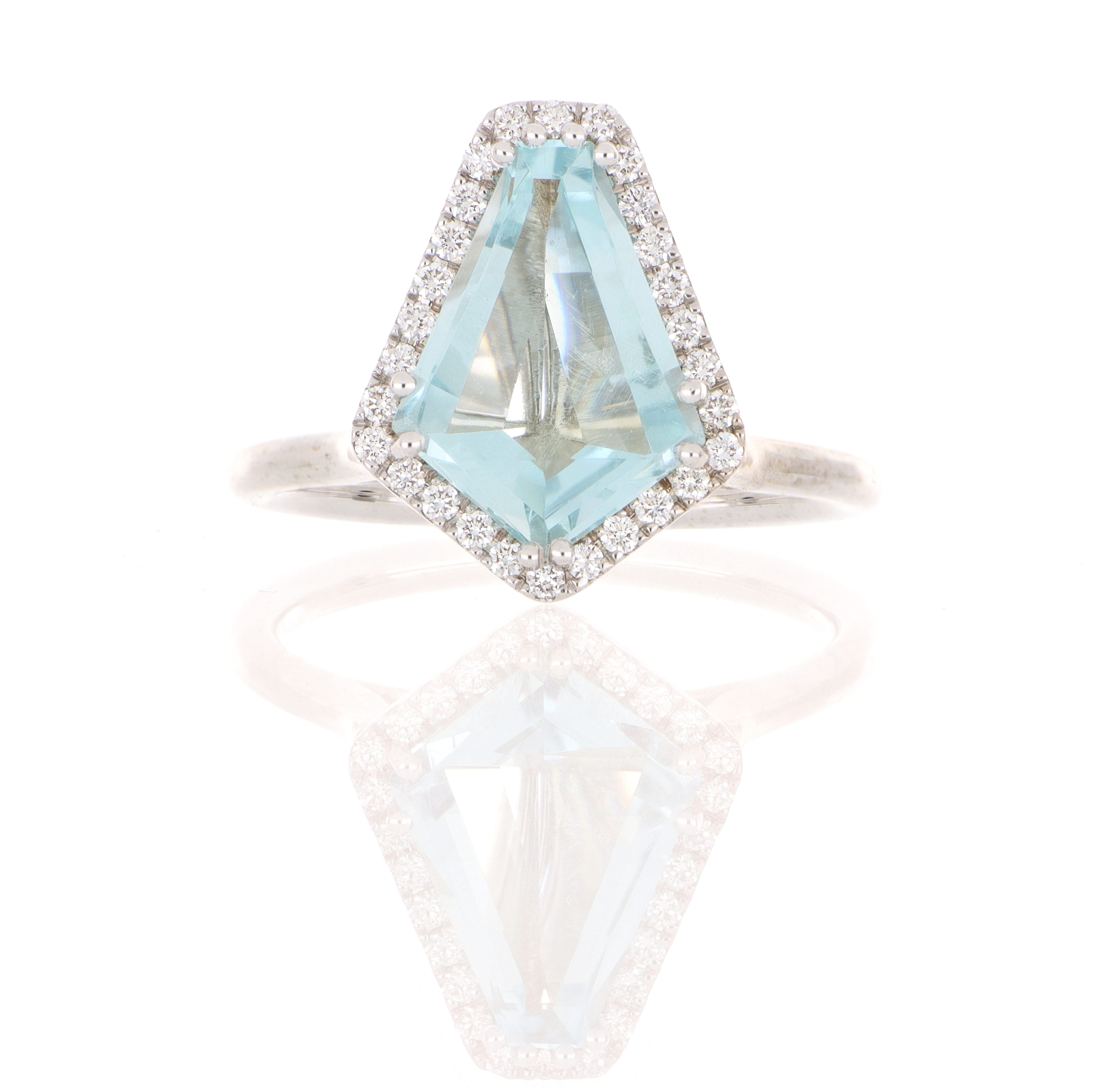 18k White Gold Kite Shaped Aquamarine and Diamond Ring