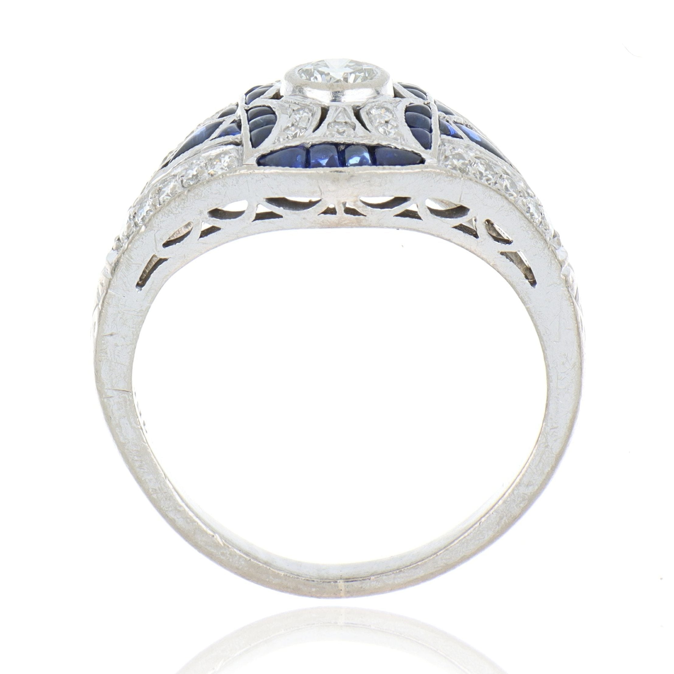 18k White Gold Vintage Sapphire and Diamond Ring